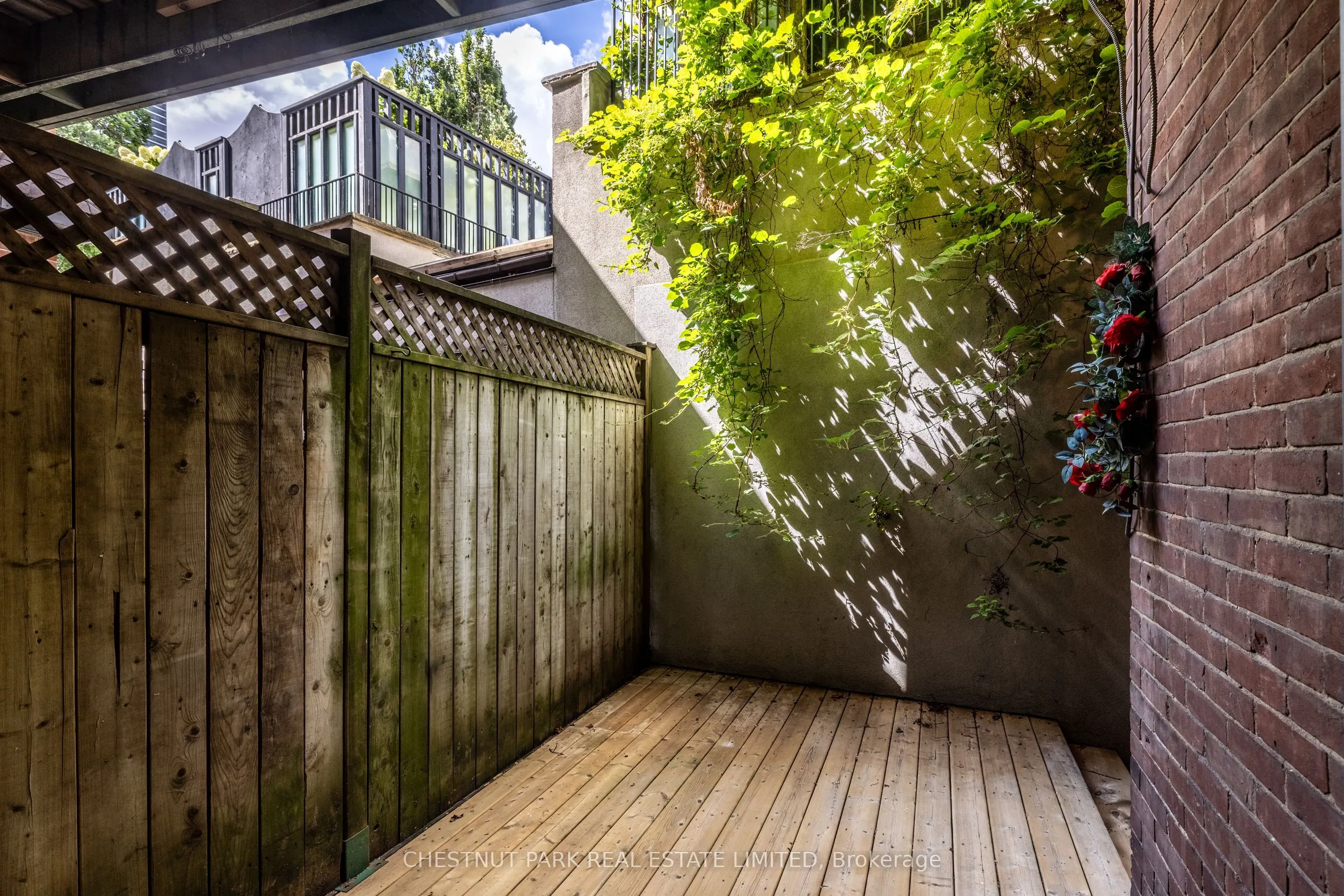4 Maple Avenue