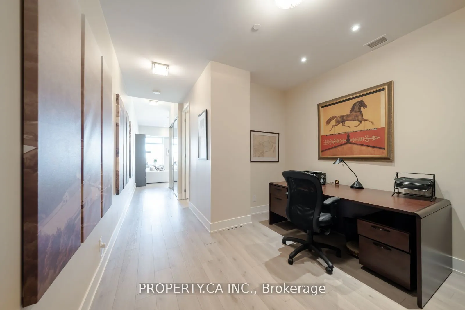 111 St Clair Avenue W, #1728