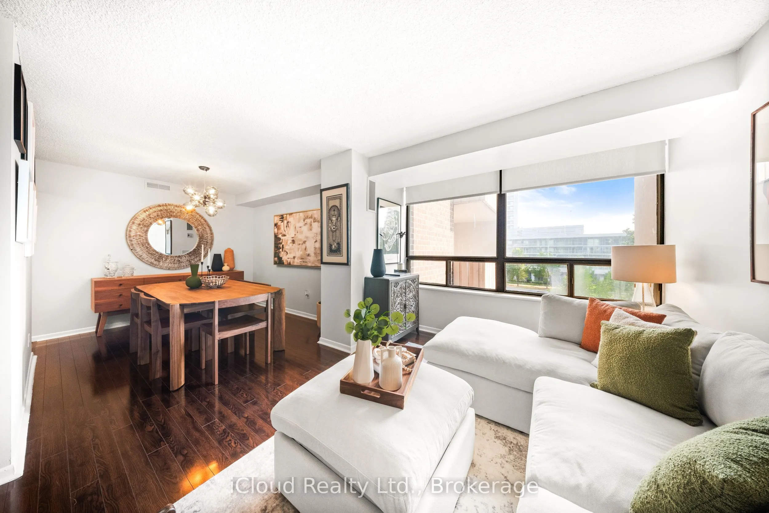 1900 Sheppard Avenue E, #504