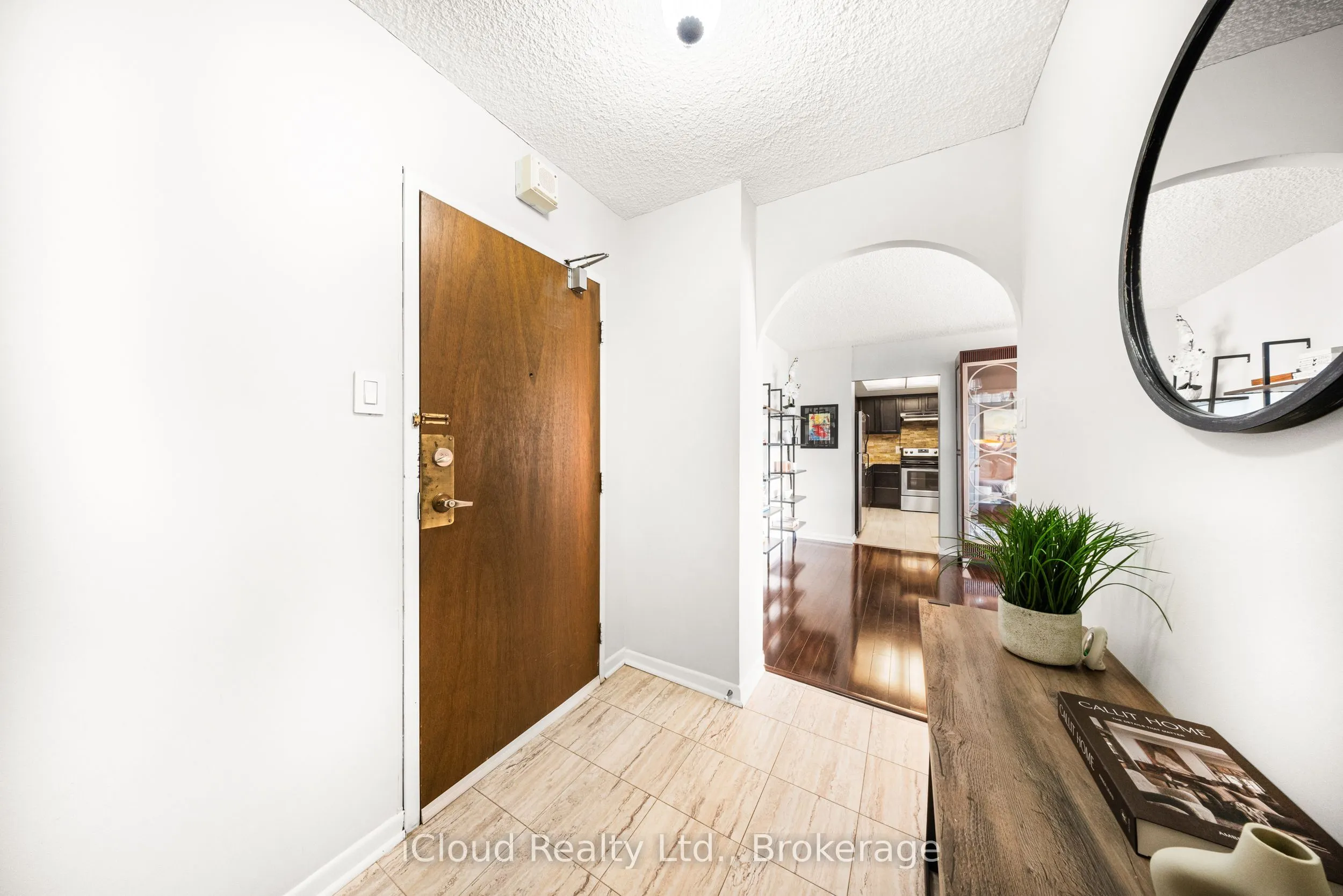 1900 Sheppard Avenue E, #504