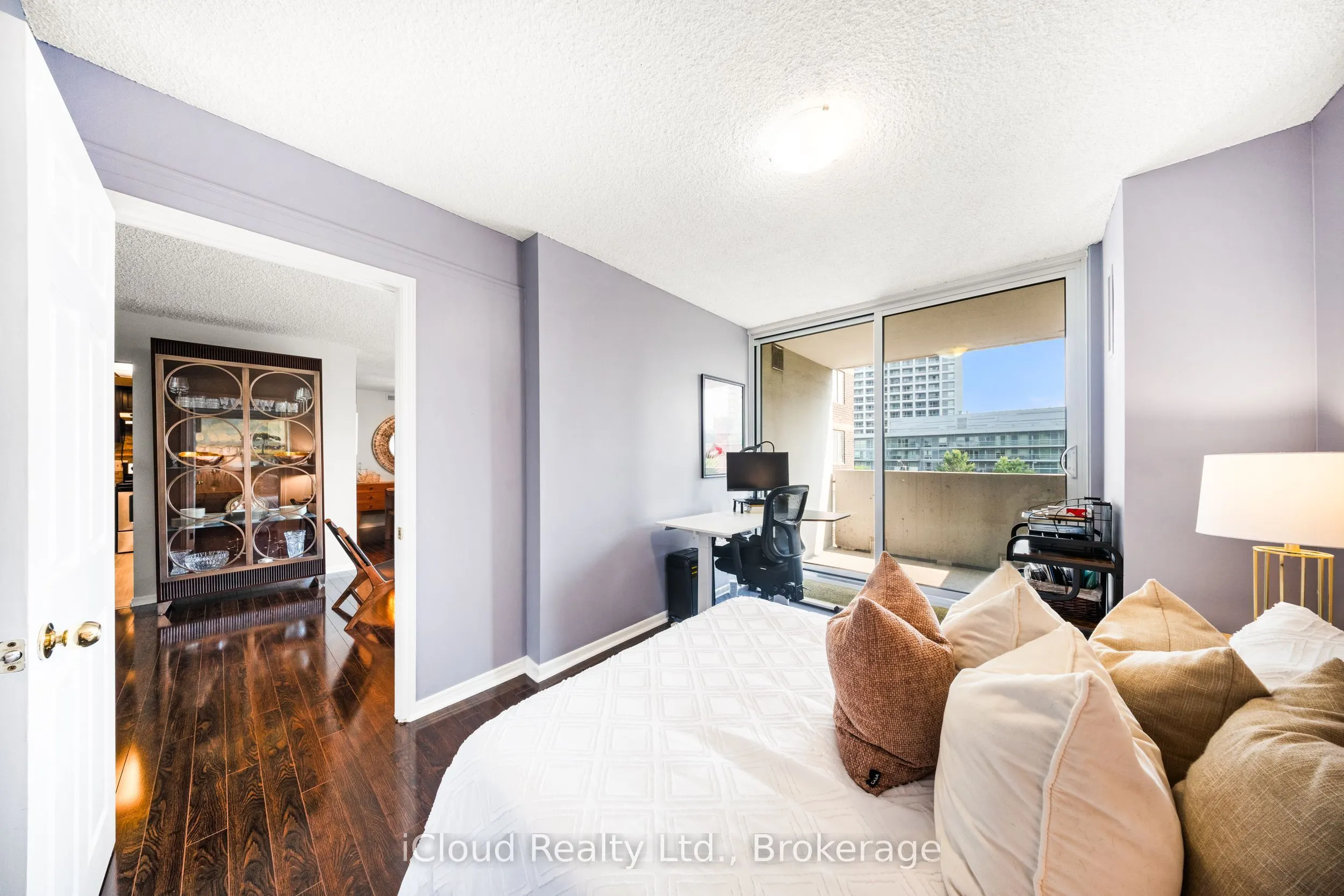1900 Sheppard Avenue E, #504