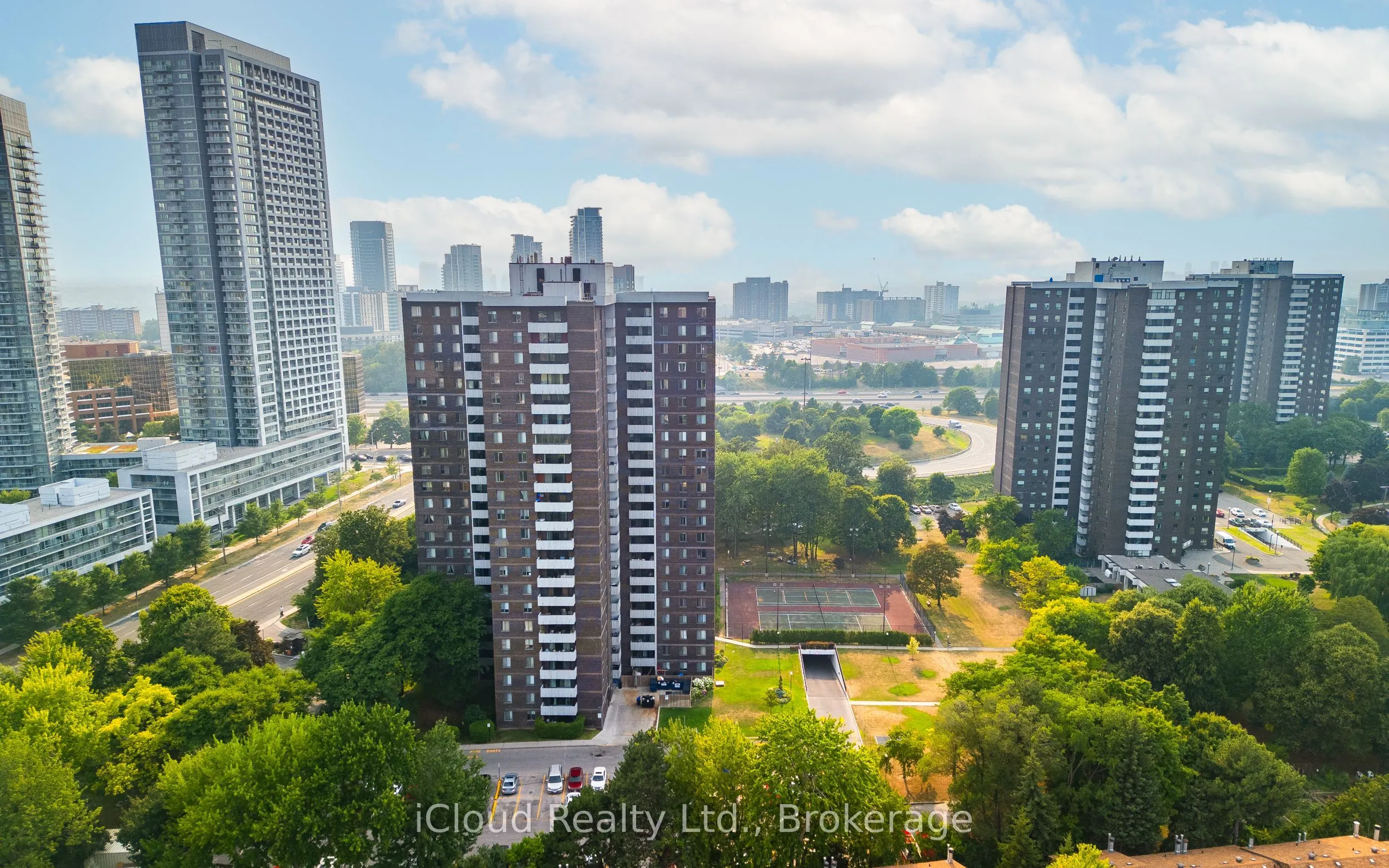 1900 Sheppard Avenue E, #504