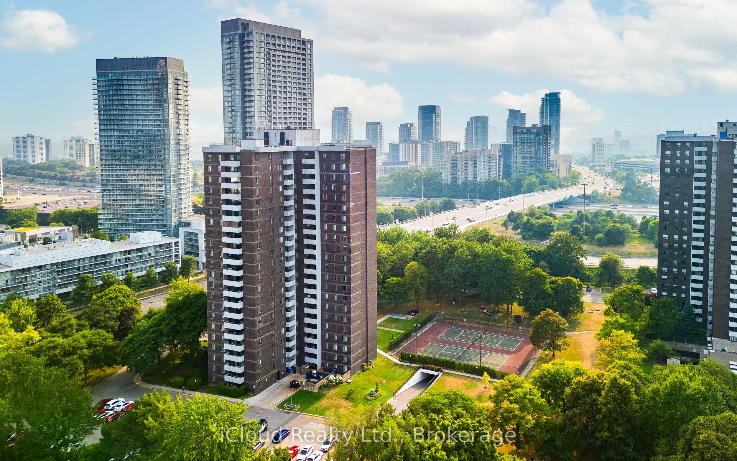 1900 Sheppard Avenue E, #504