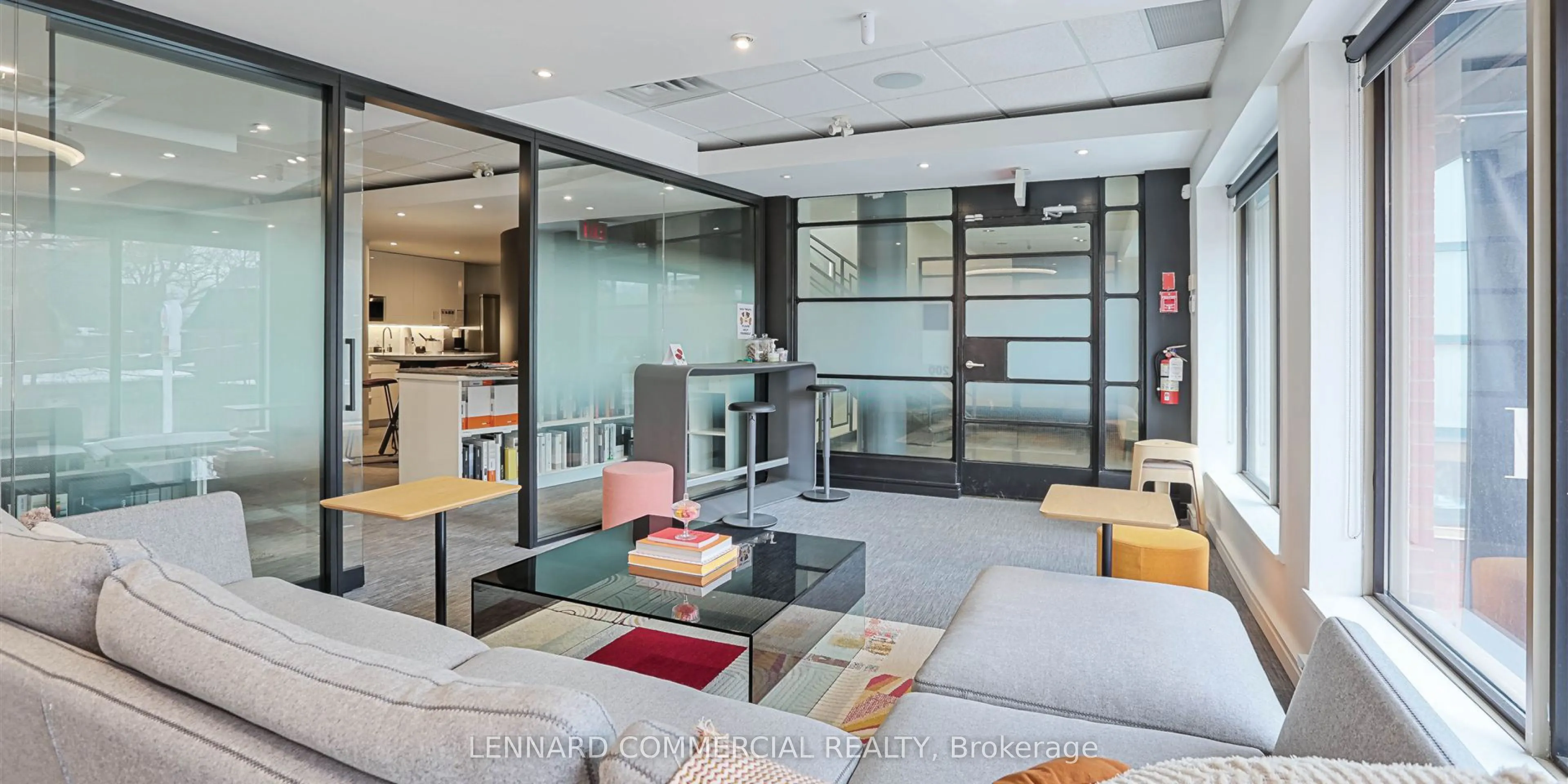 354 Davenport Road, #200