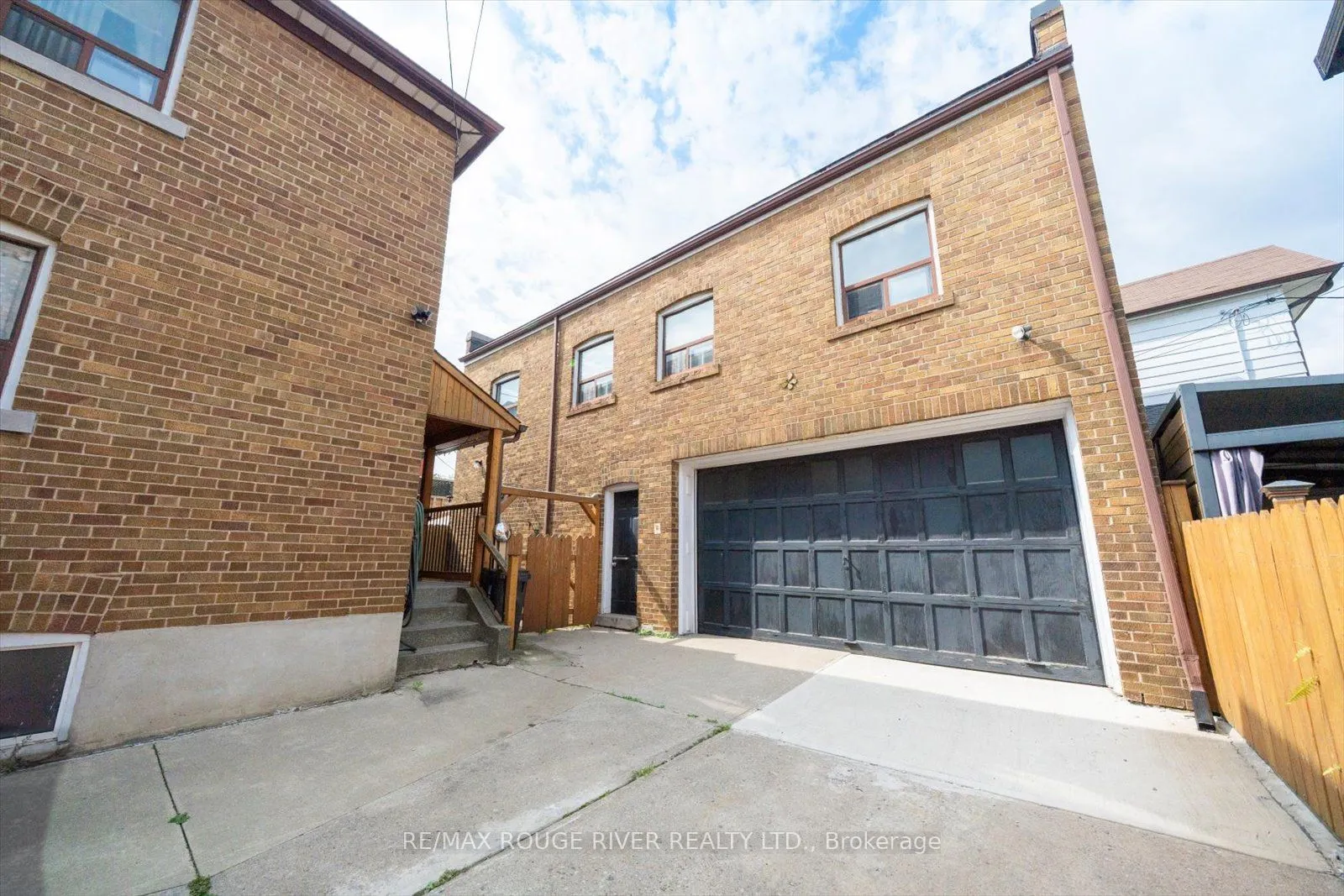 424 Oakwood Avenue