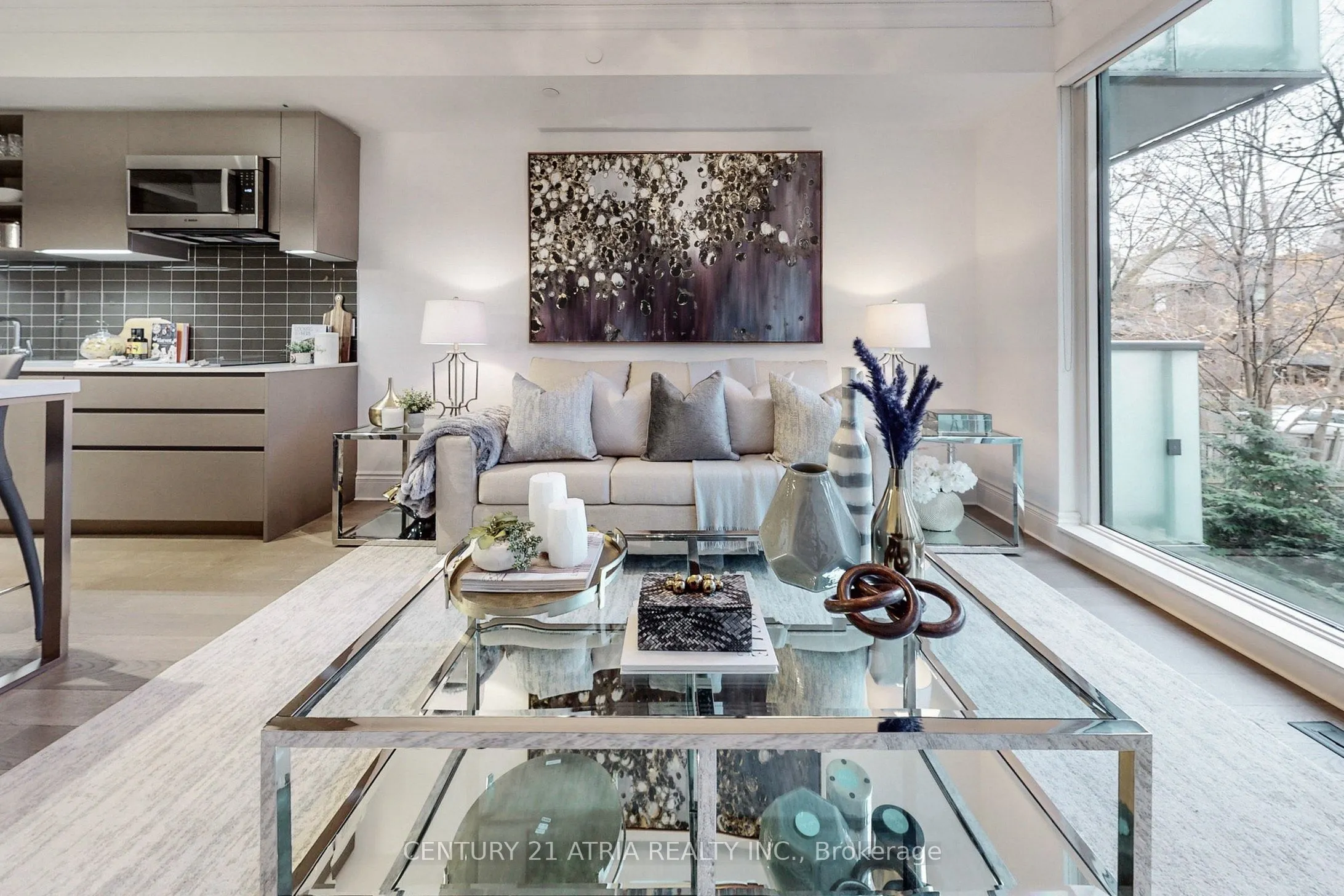 128 Pears Avenue, #305