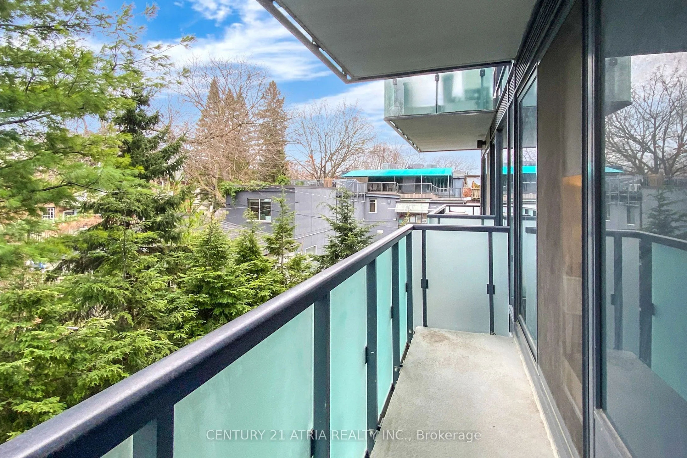 128 Pears Avenue, #305