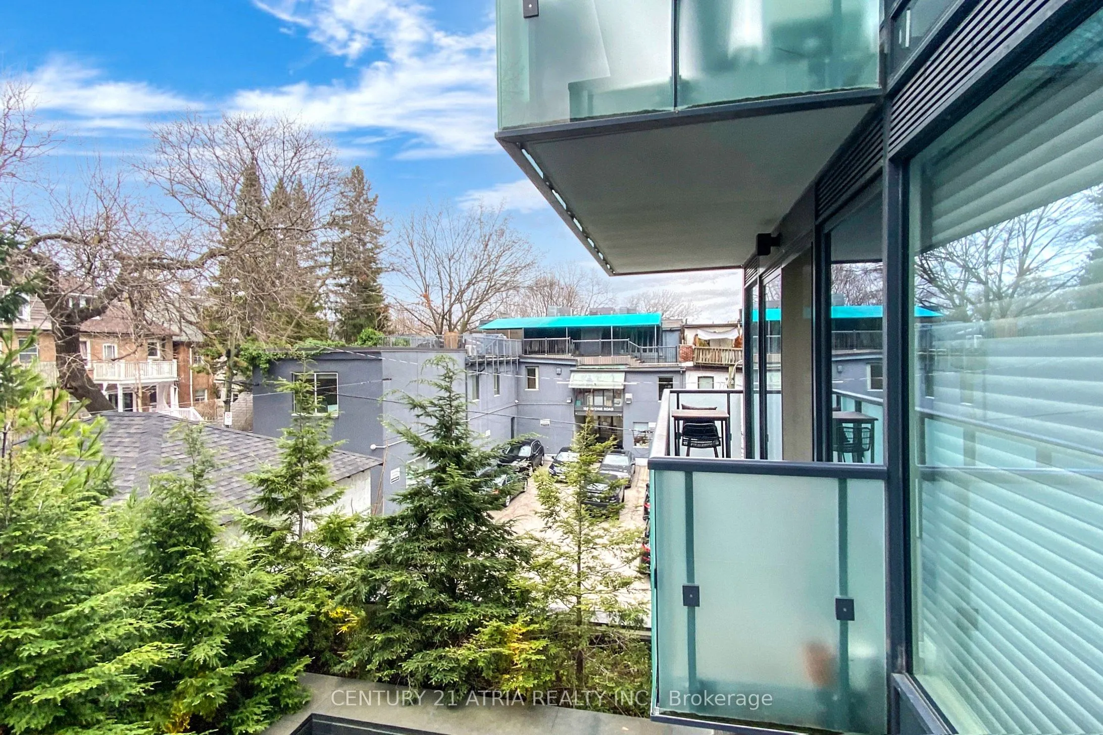 128 Pears Avenue, #305