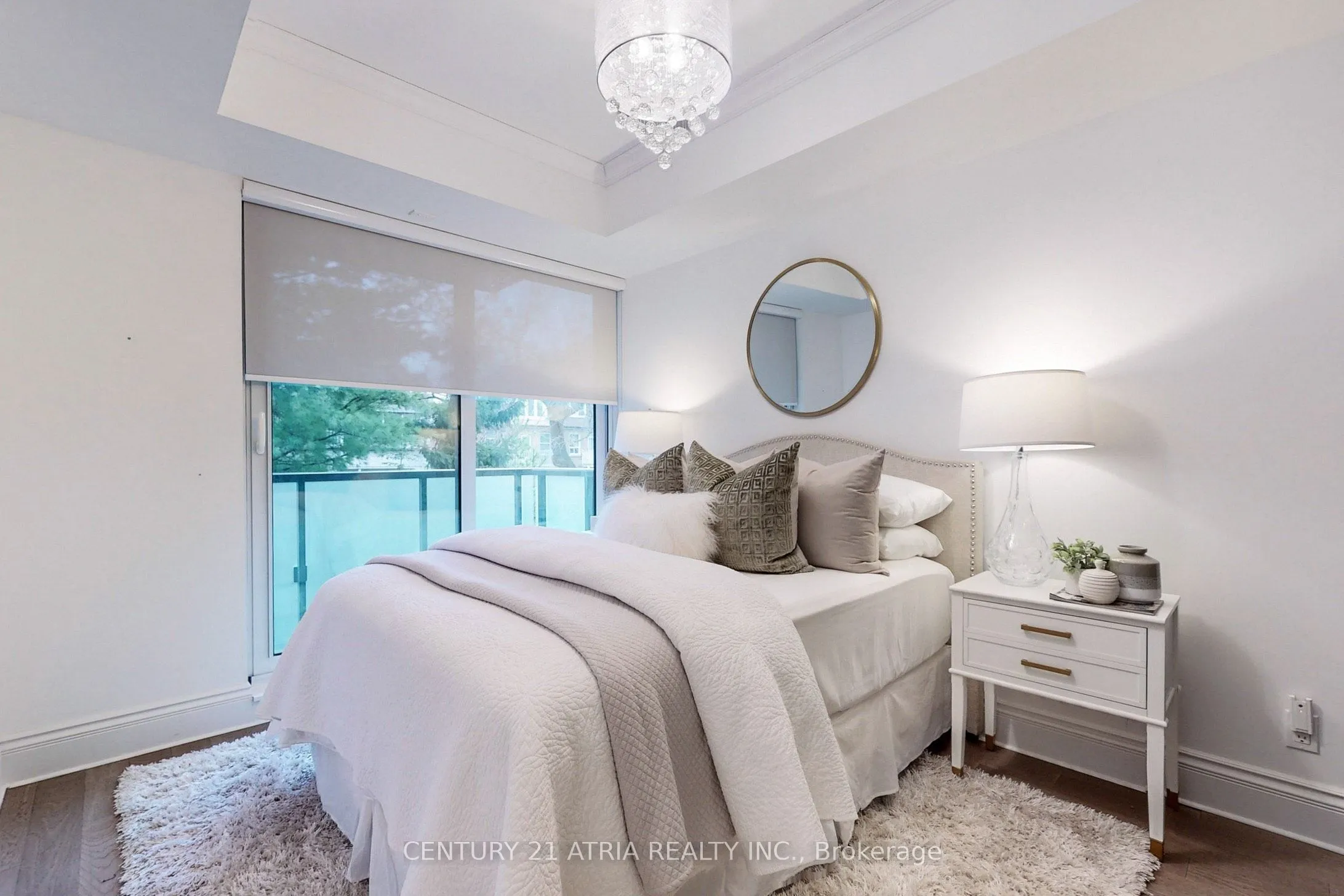 128 Pears Avenue, #305