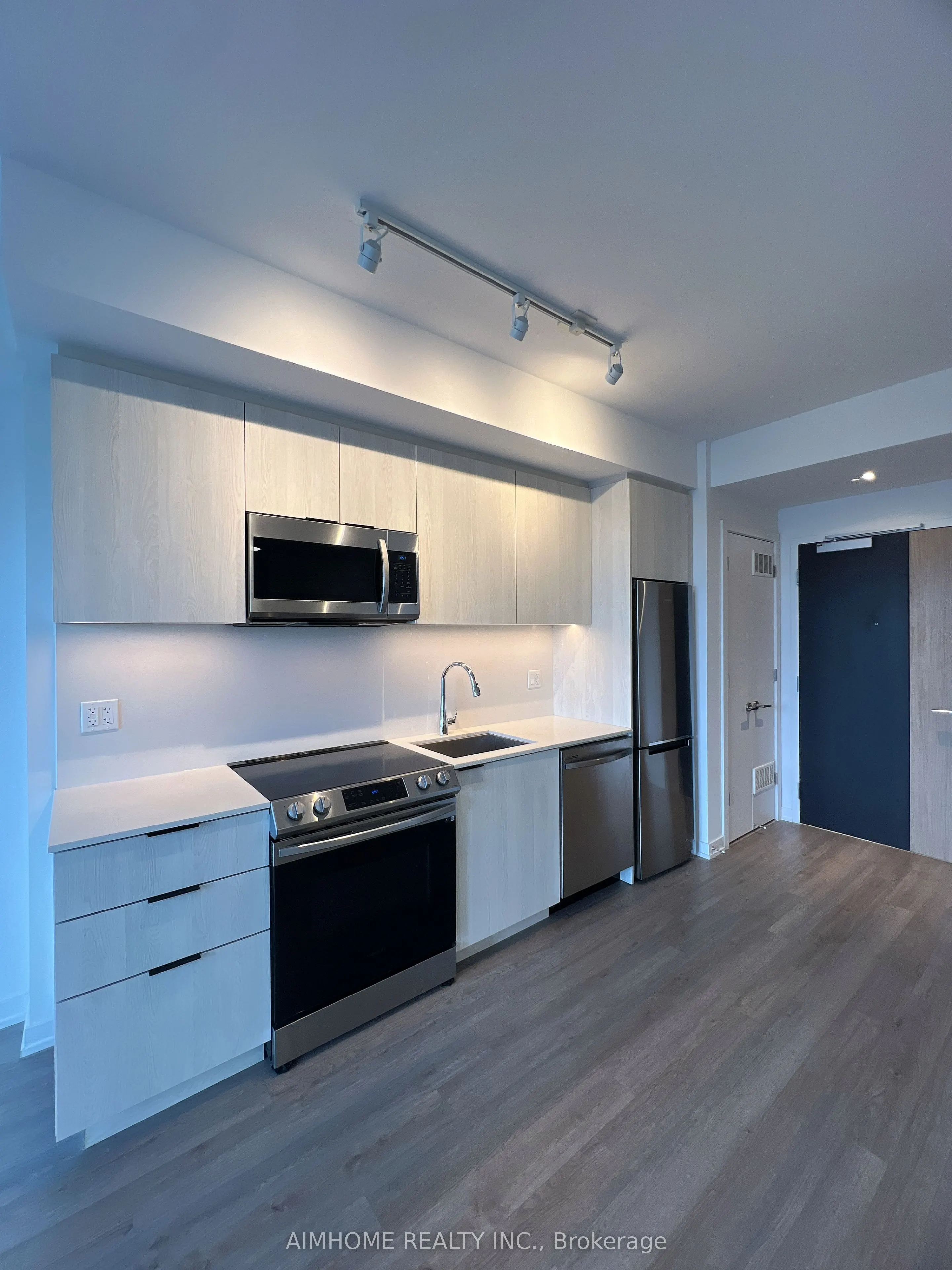 48 Power Street, #1604