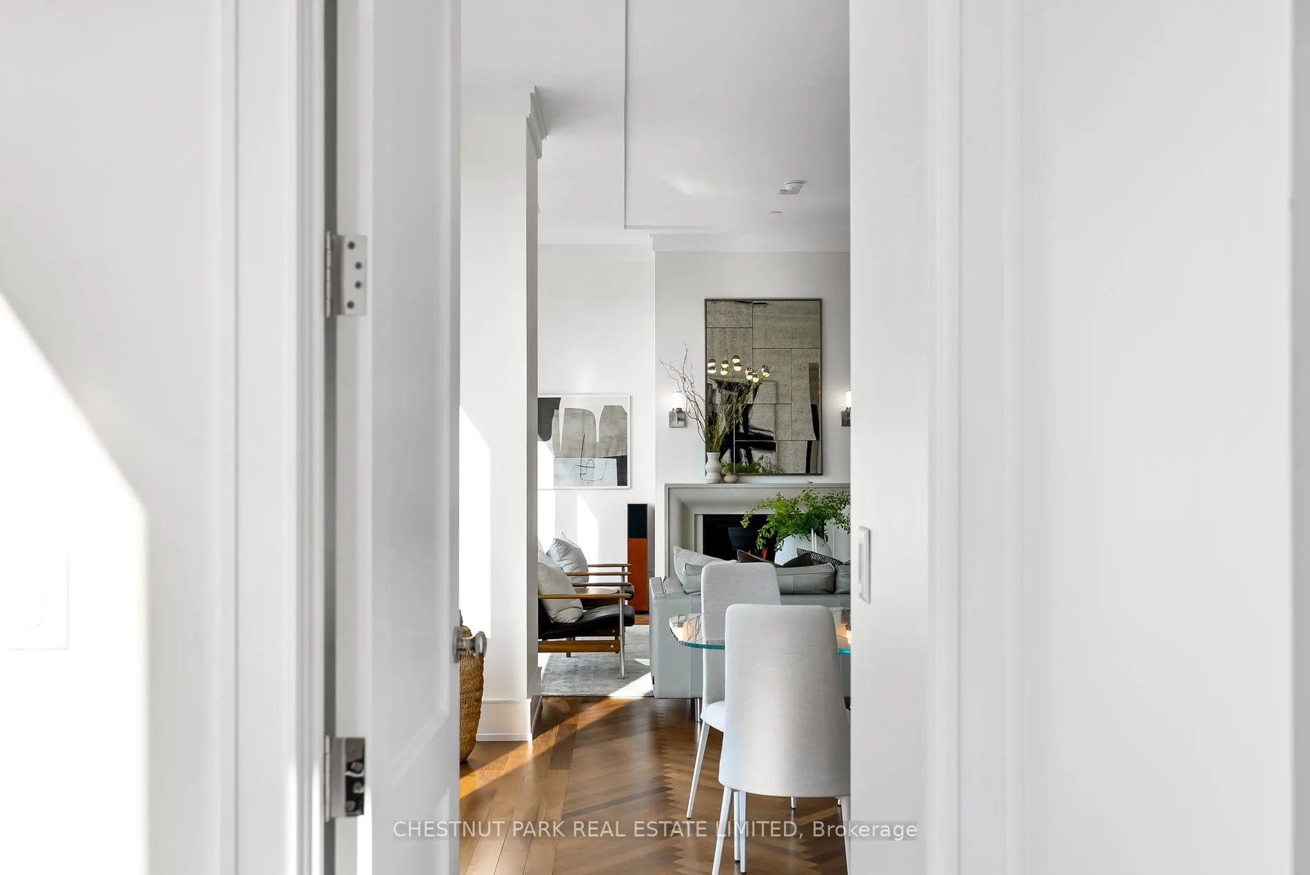 183 Wellington Street W, #3602