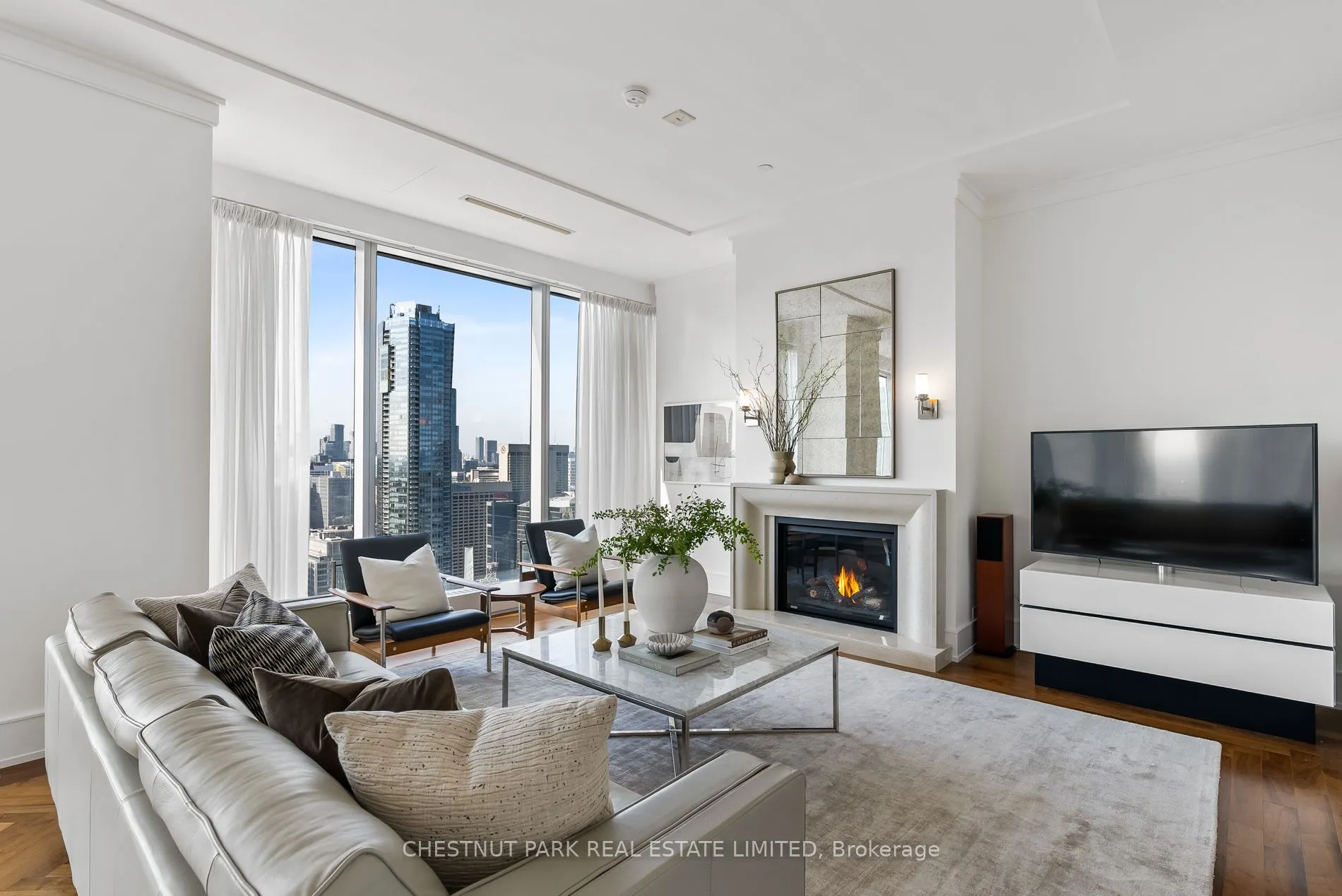 183 Wellington Street W, #3602