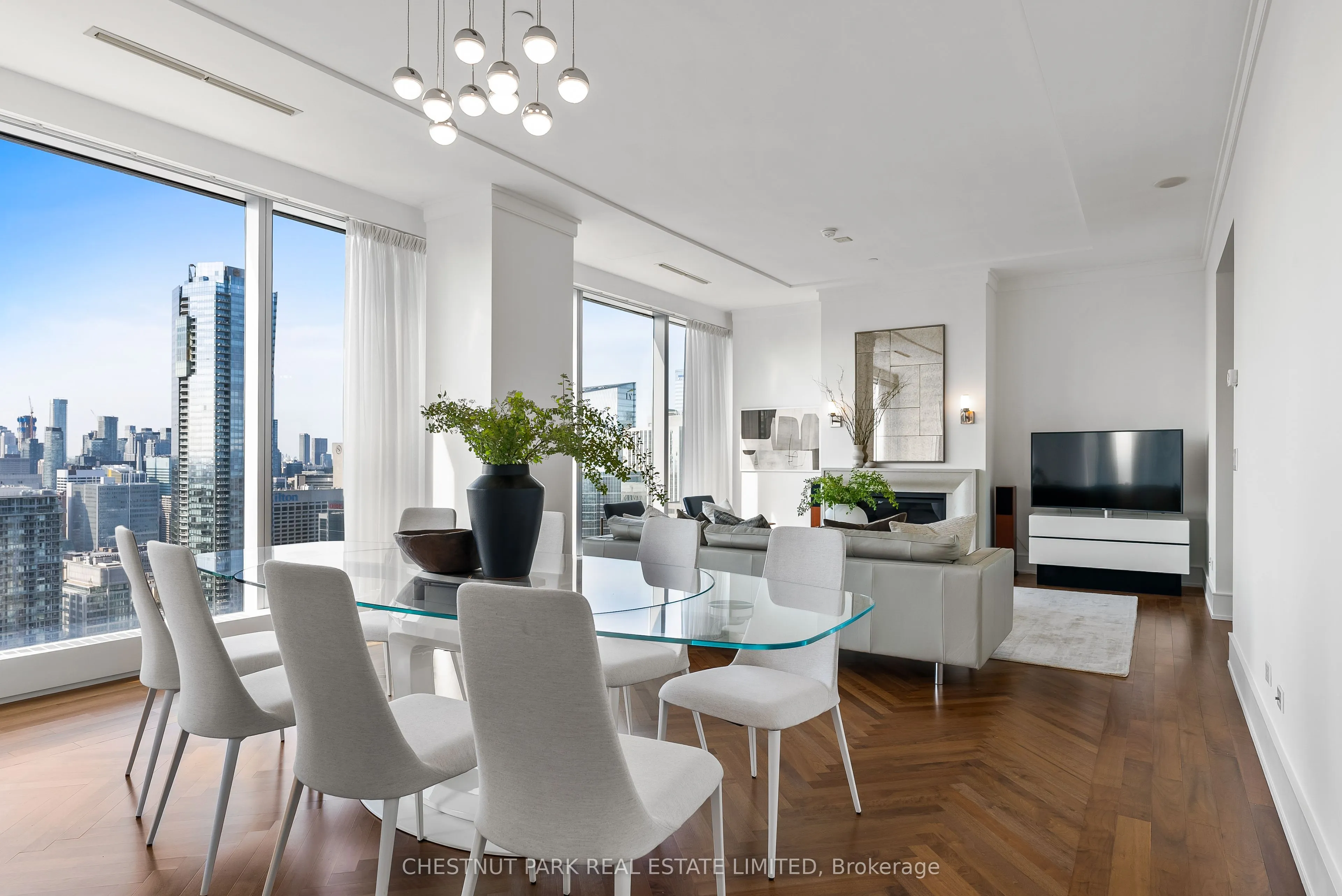 183 Wellington Street W, #3602