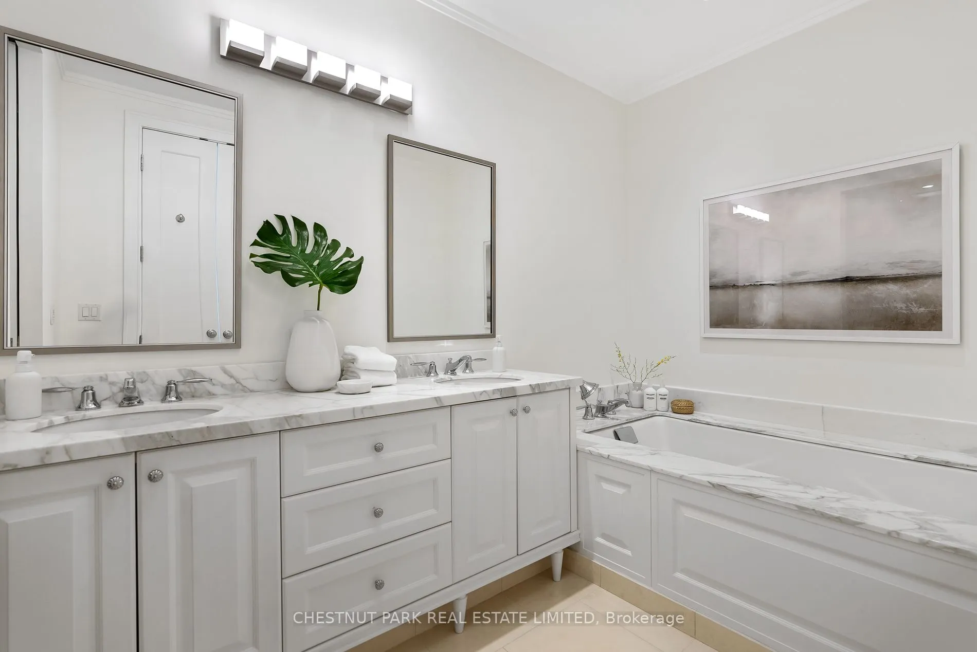 183 Wellington Street W, #3602