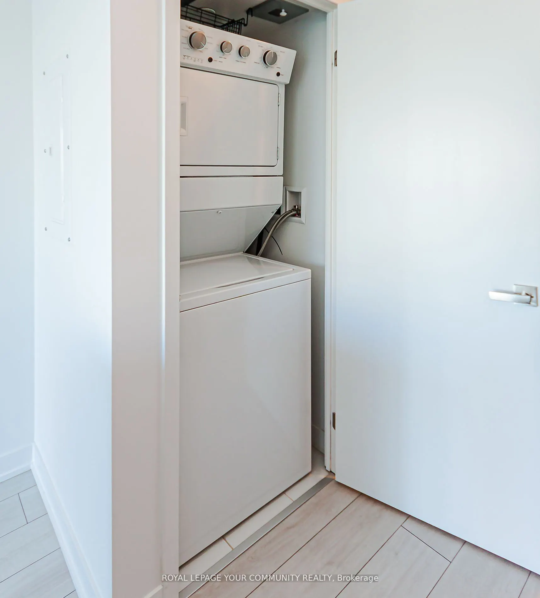 31 Tippett Road, #1217