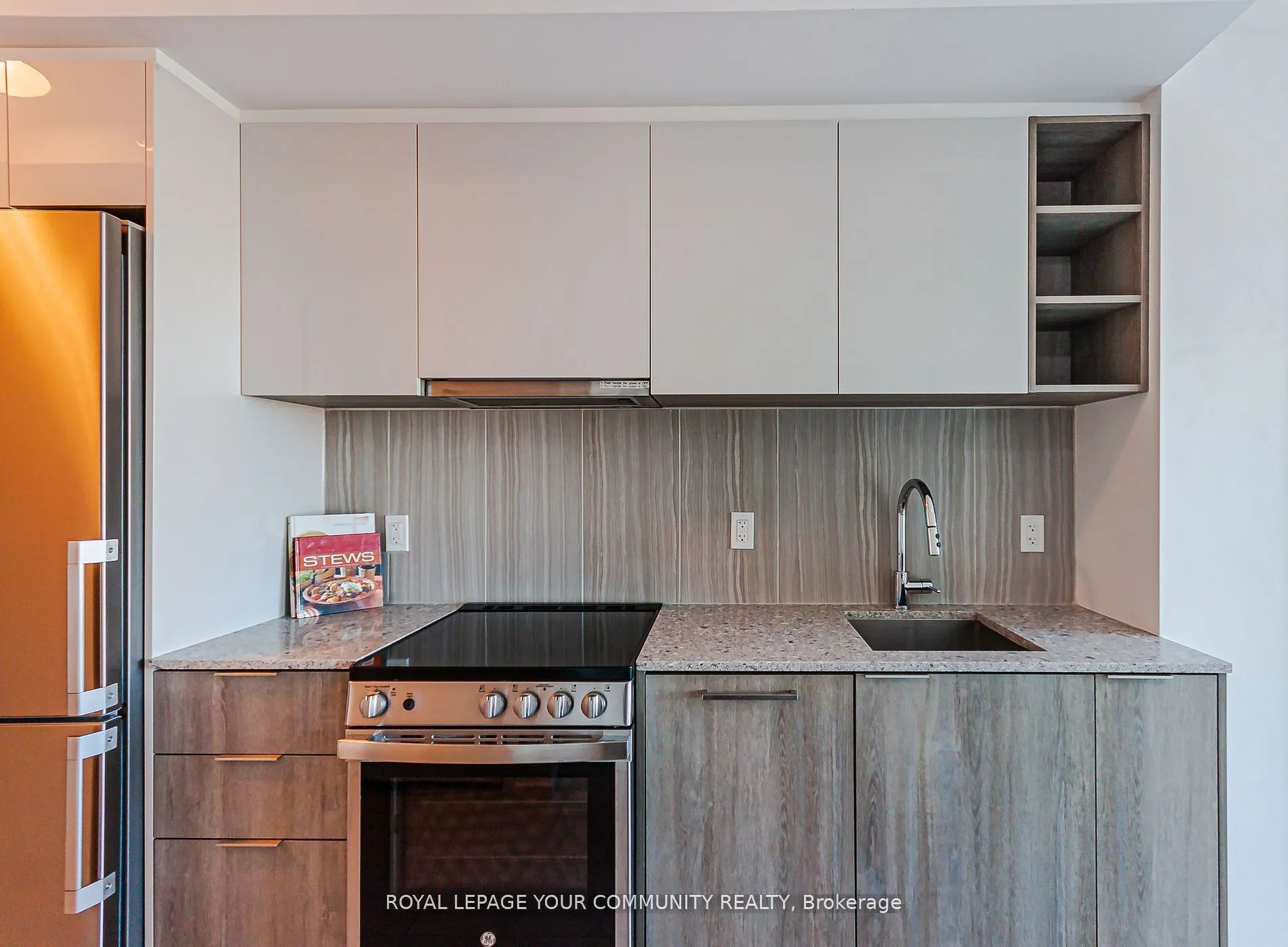 31 Tippett Road, #1217