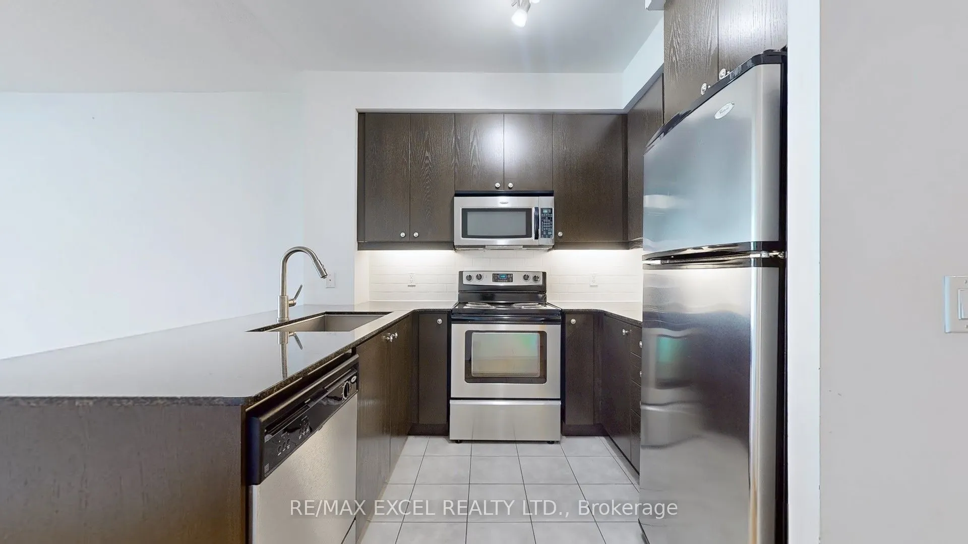 1 Scott Street, #406