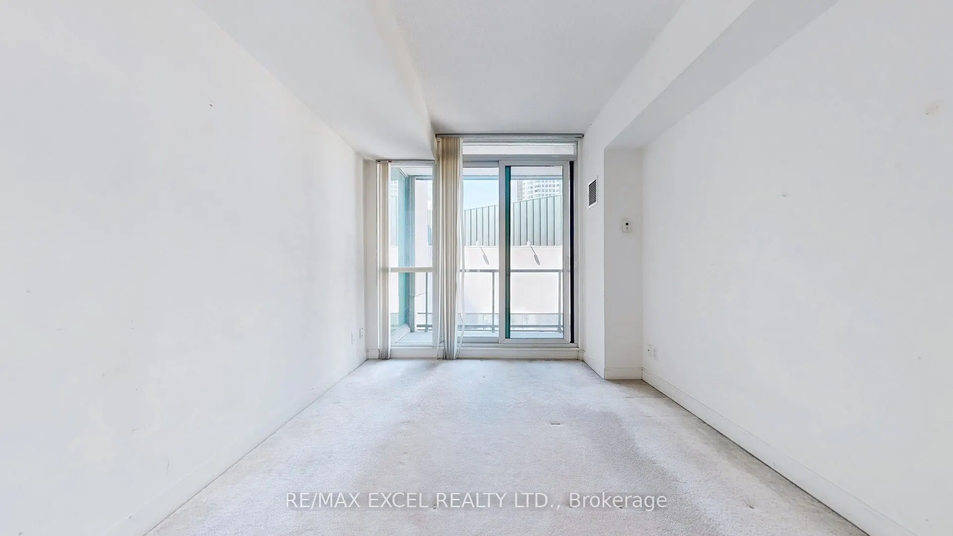 1 Scott Street, #406