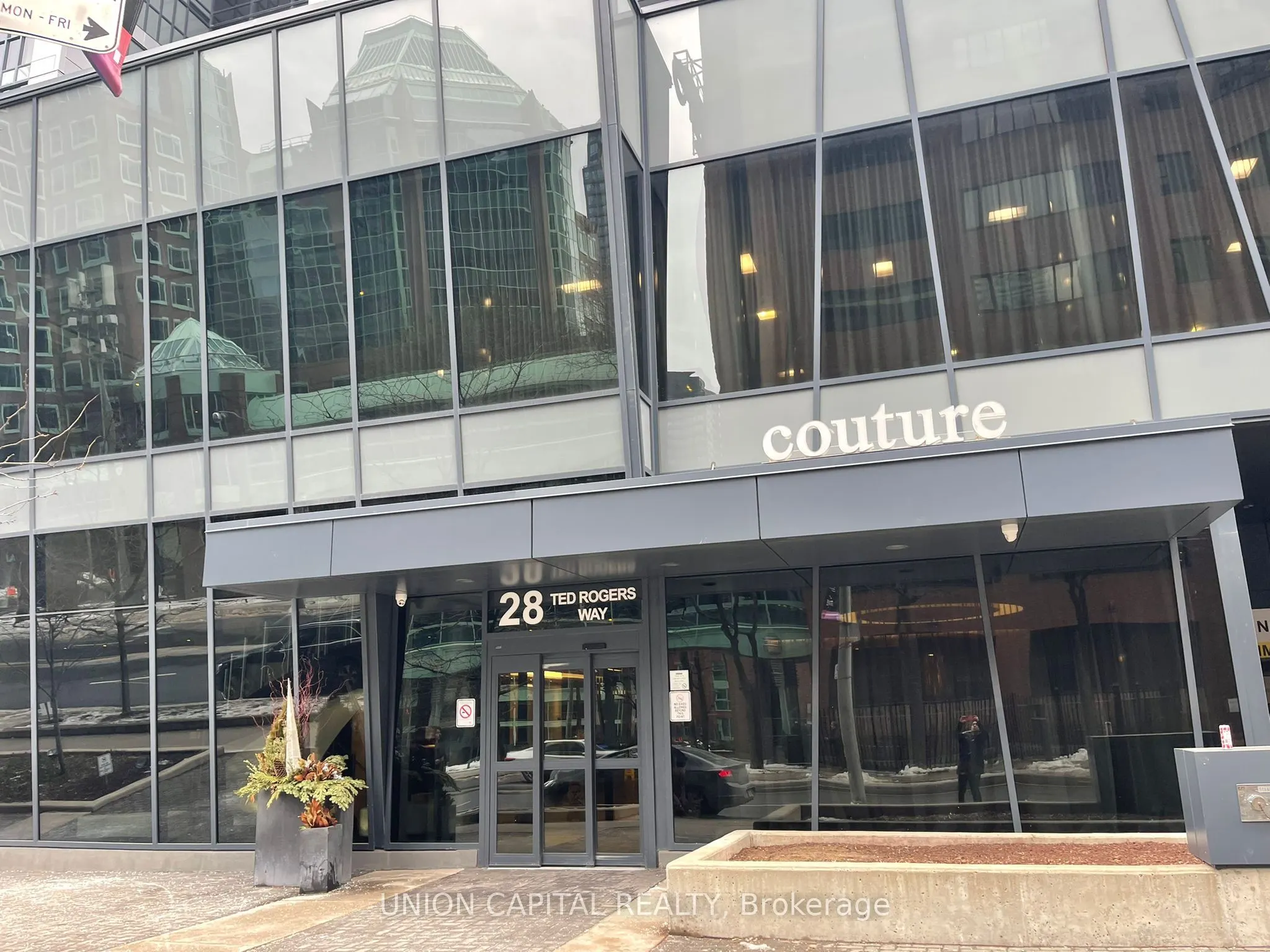 28 Ted Rogers Way, #3807