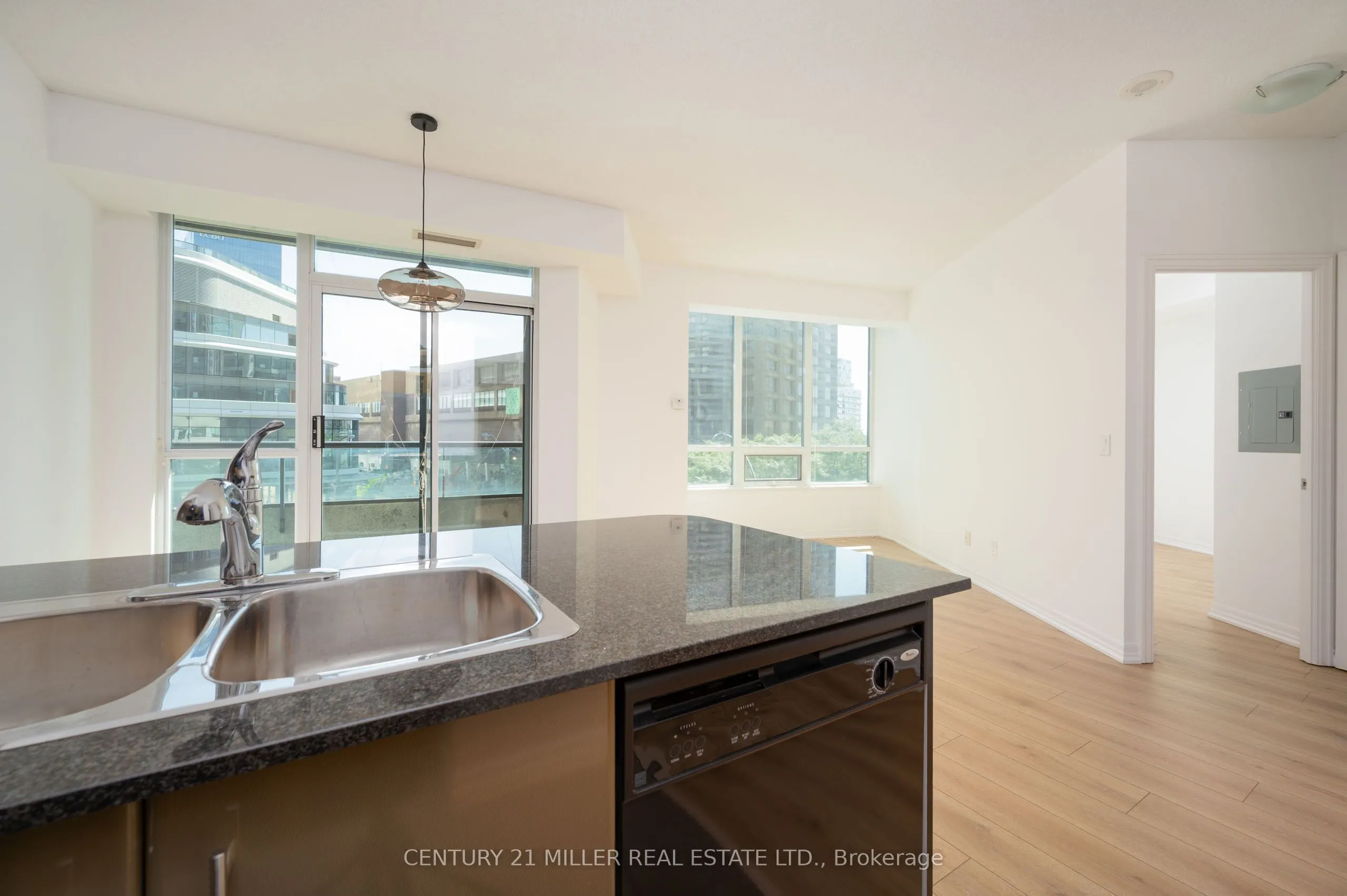 16 Yonge Street, #310