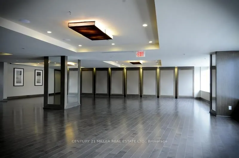 16 Yonge Street, #310