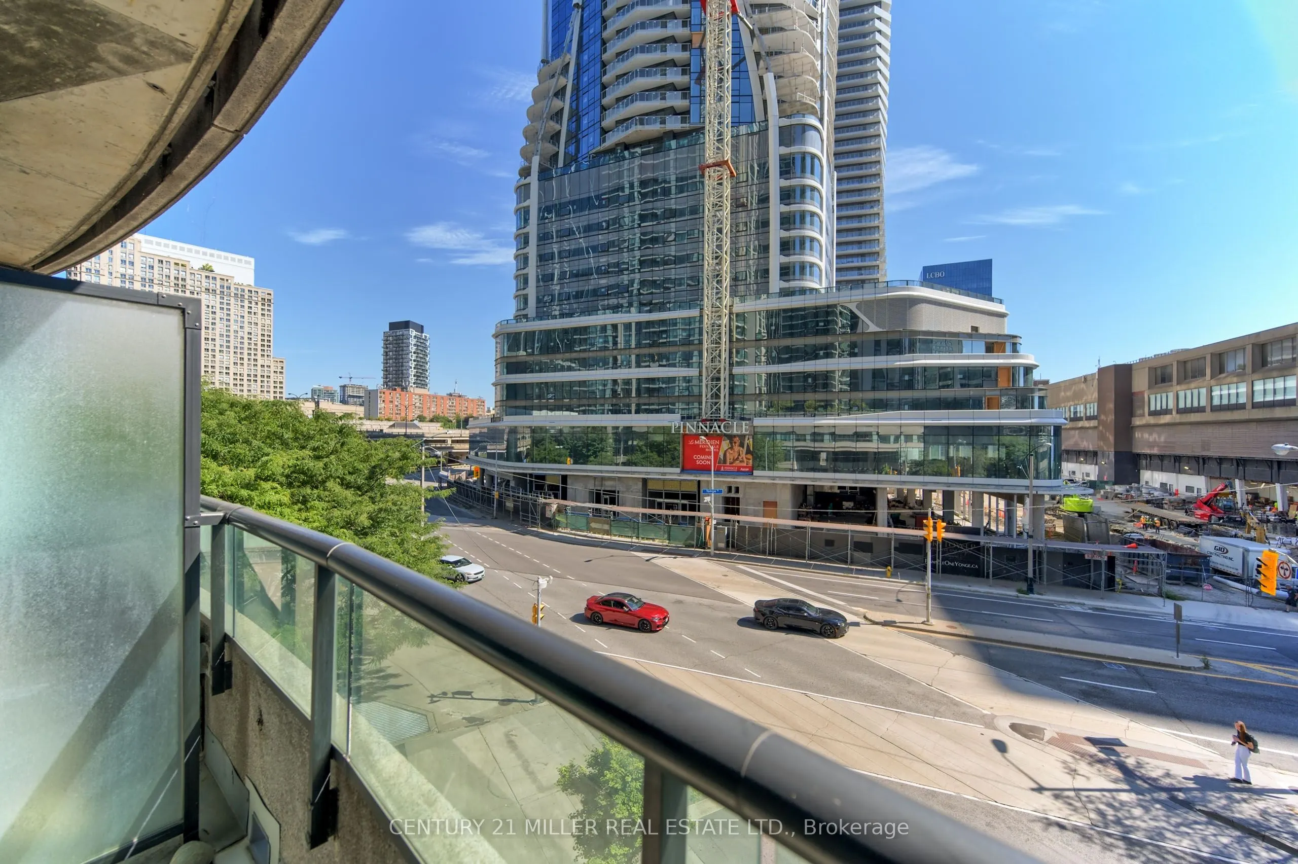 16 Yonge Street, #310