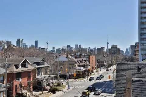 126 Spadina Road, #4