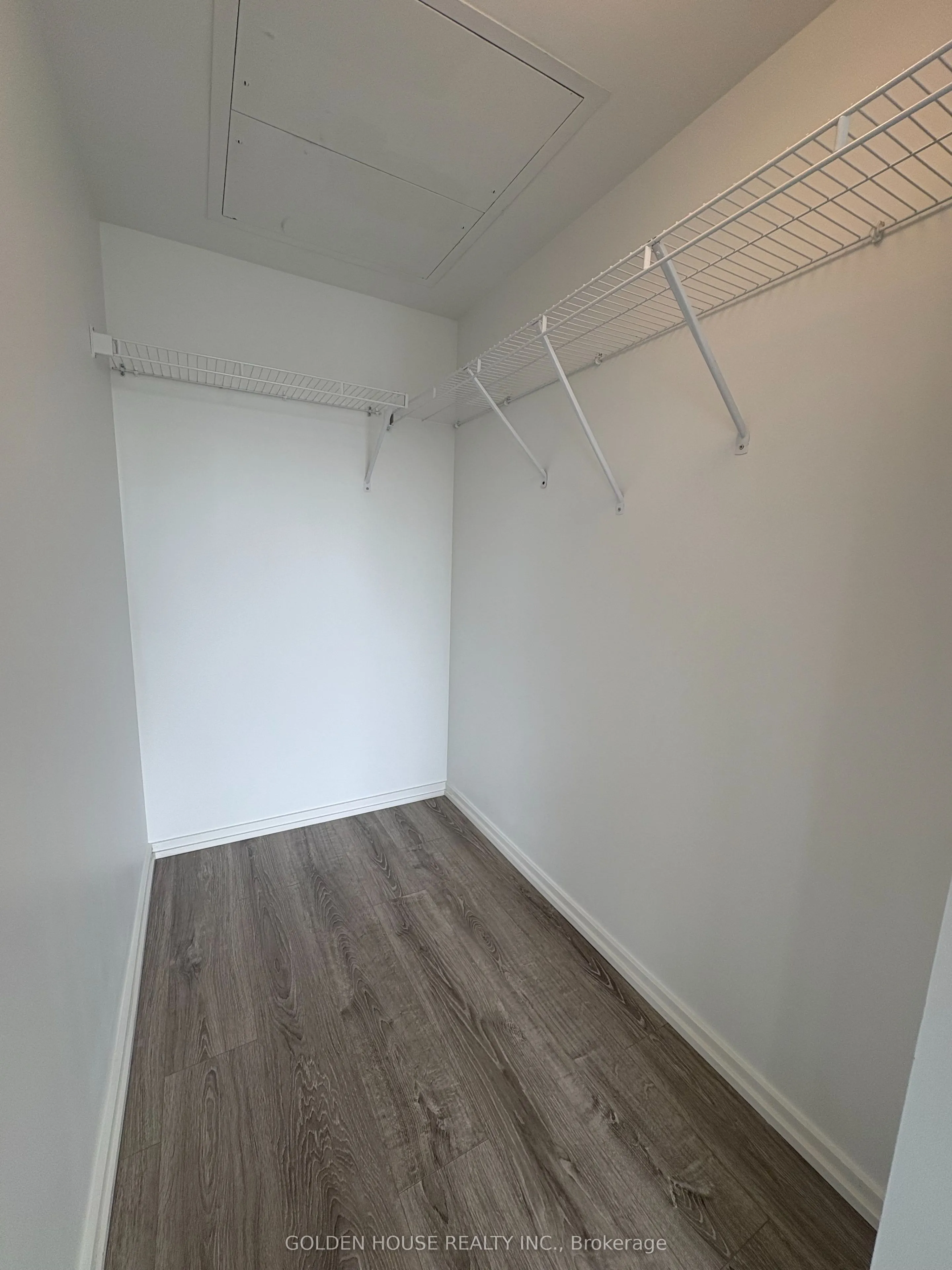 8 Hillsdale Avenue E, #735