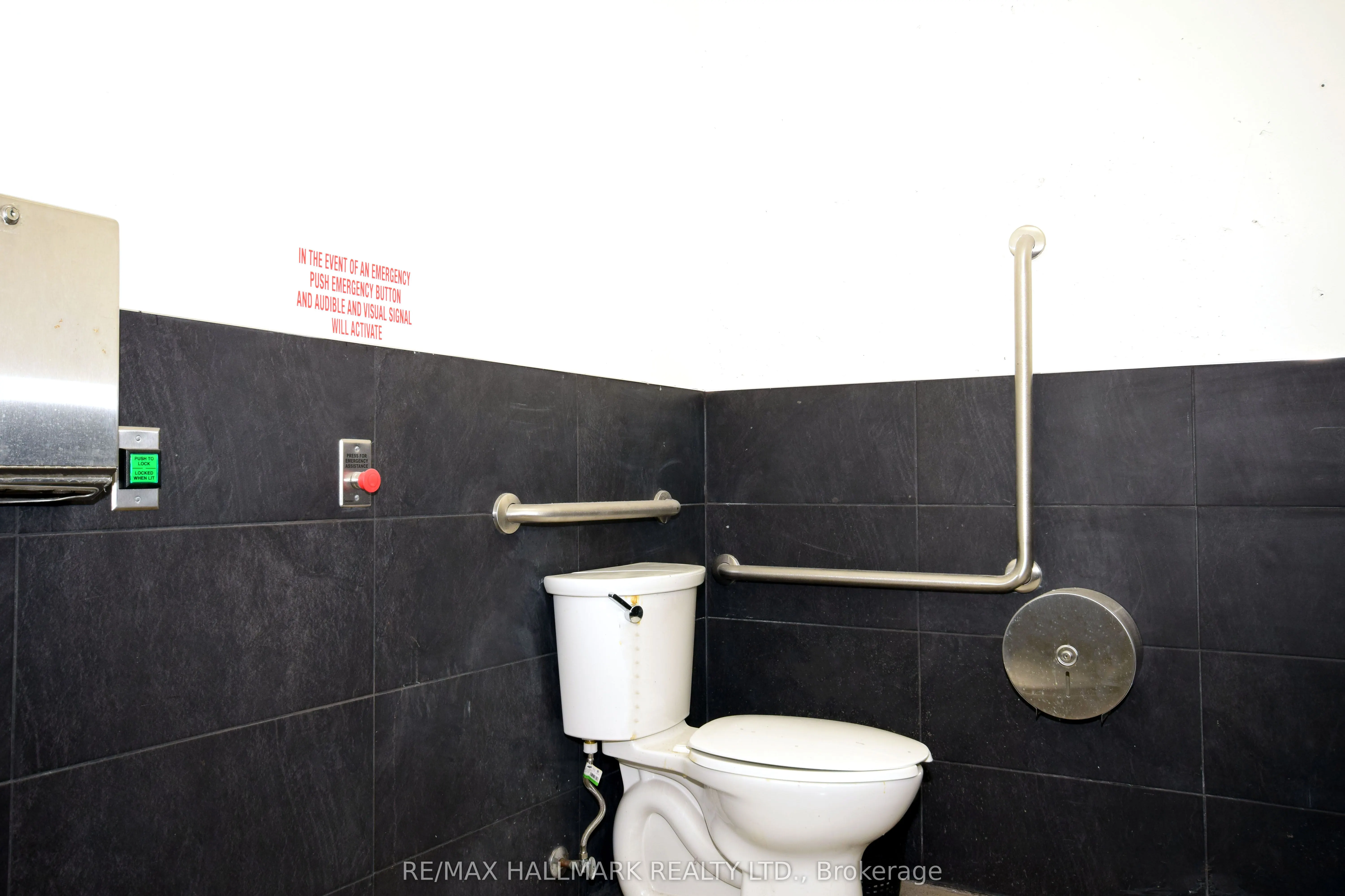 270 Spadina Avenue, #3