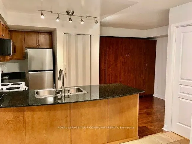 313 Richmond Street E, #570