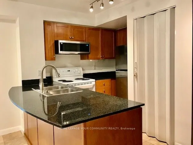 313 Richmond Street E, #570