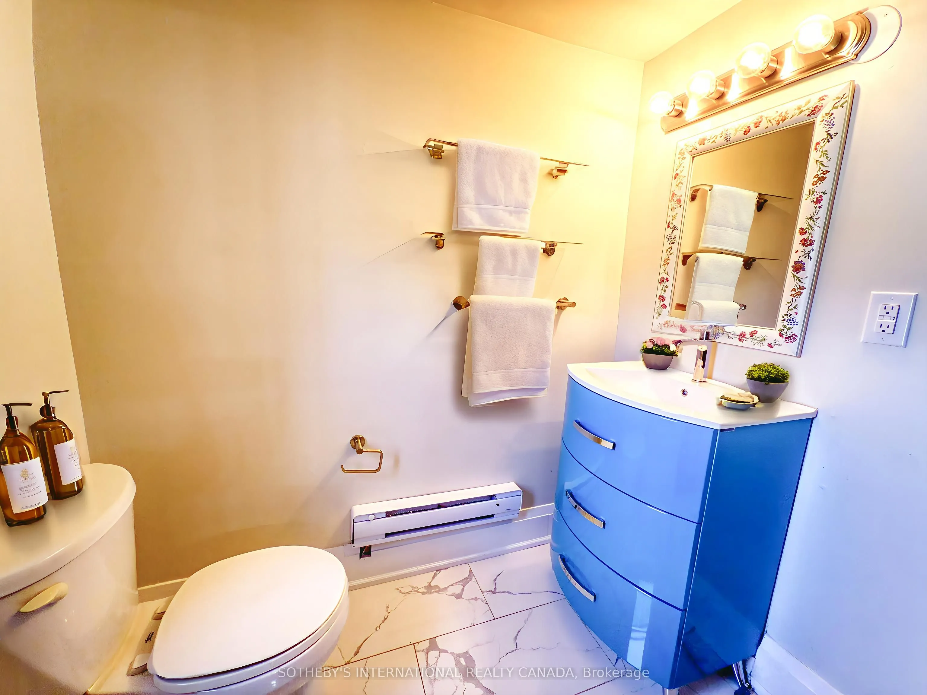 71 Spadina Road, #3