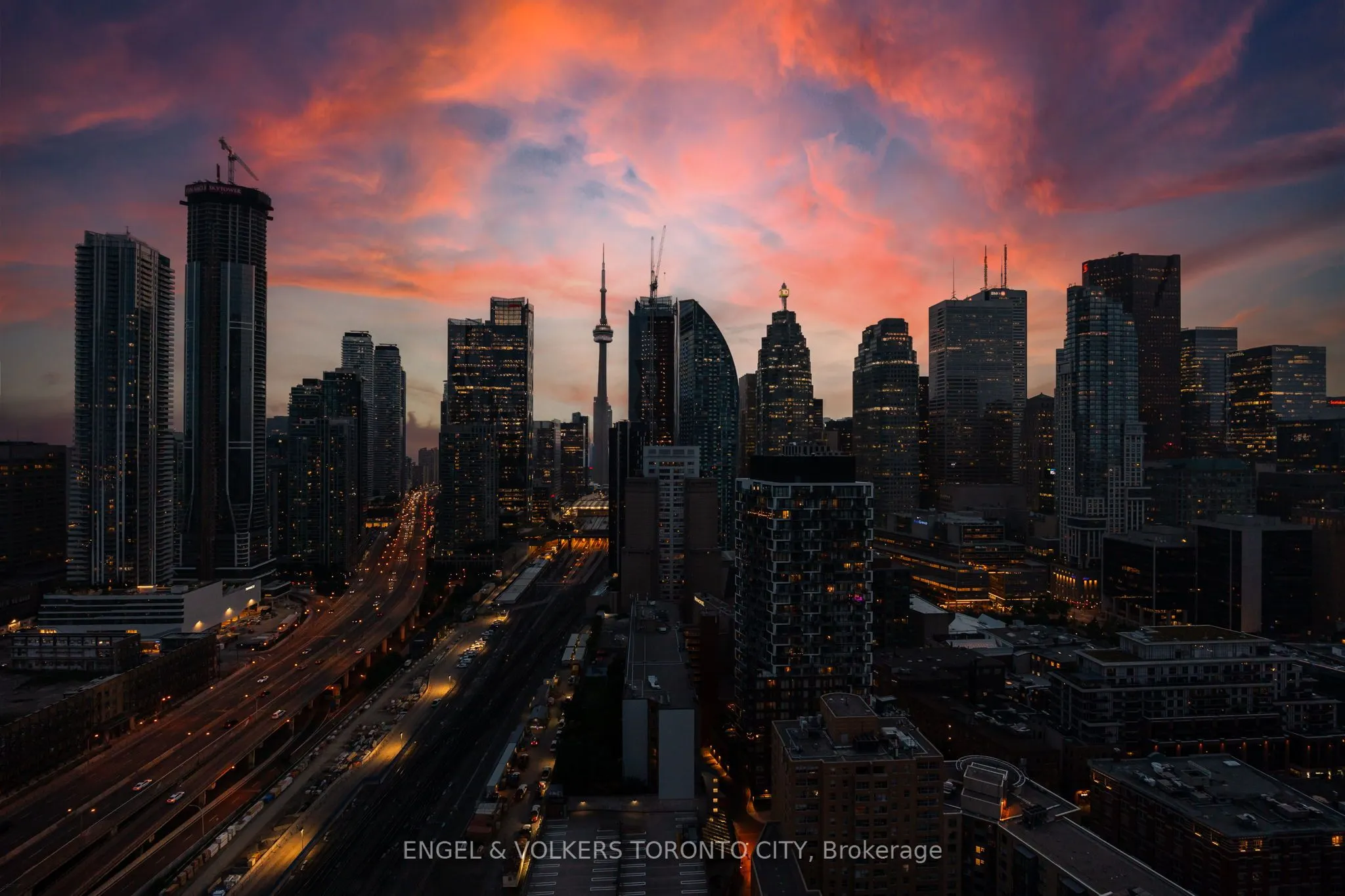 1 Market Street, #PH3301