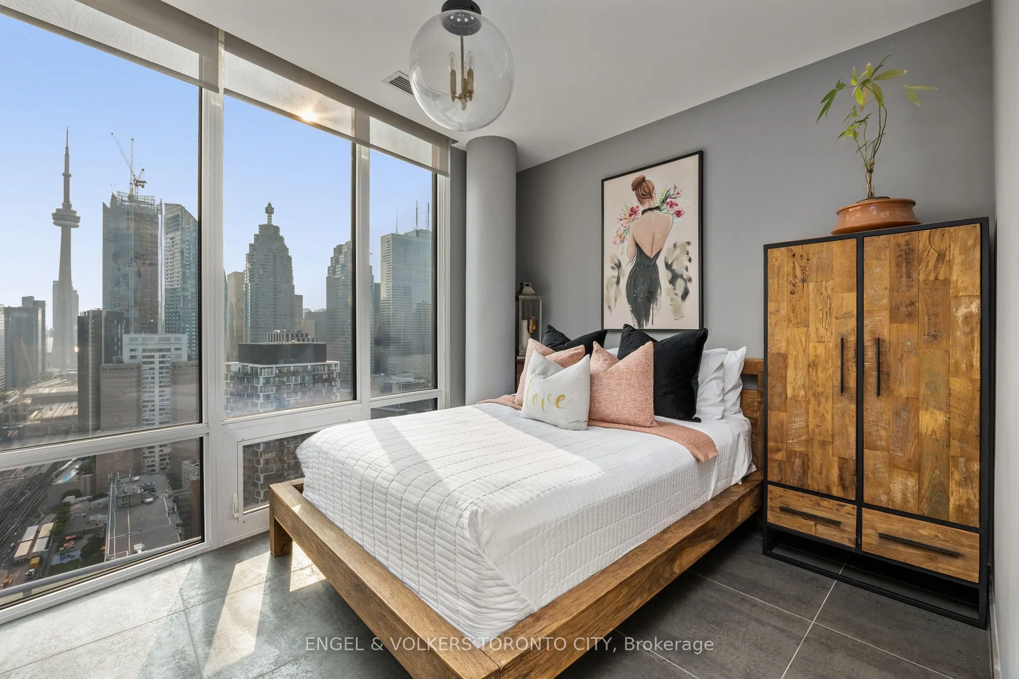 1 Market Street, #PH3301
