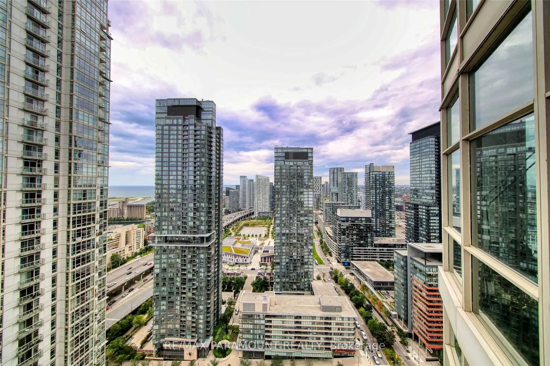 10 Navy Wharf Court, #3912