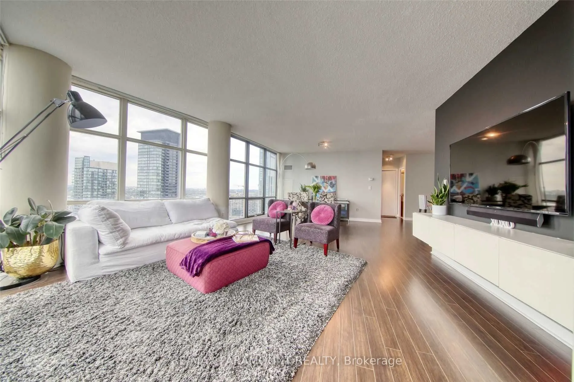 10 Navy Wharf Court, #3912