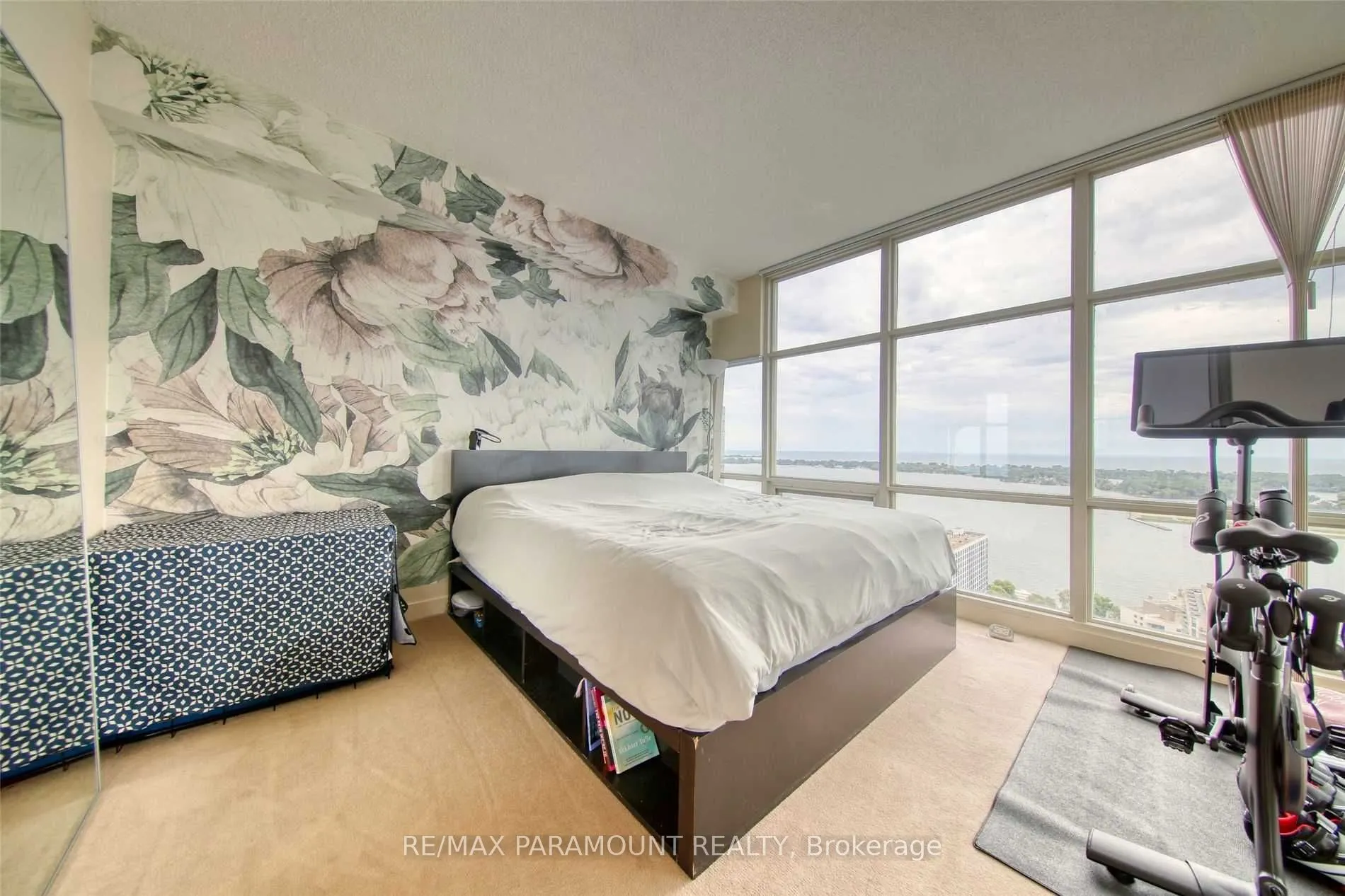 10 Navy Wharf Court, #3912