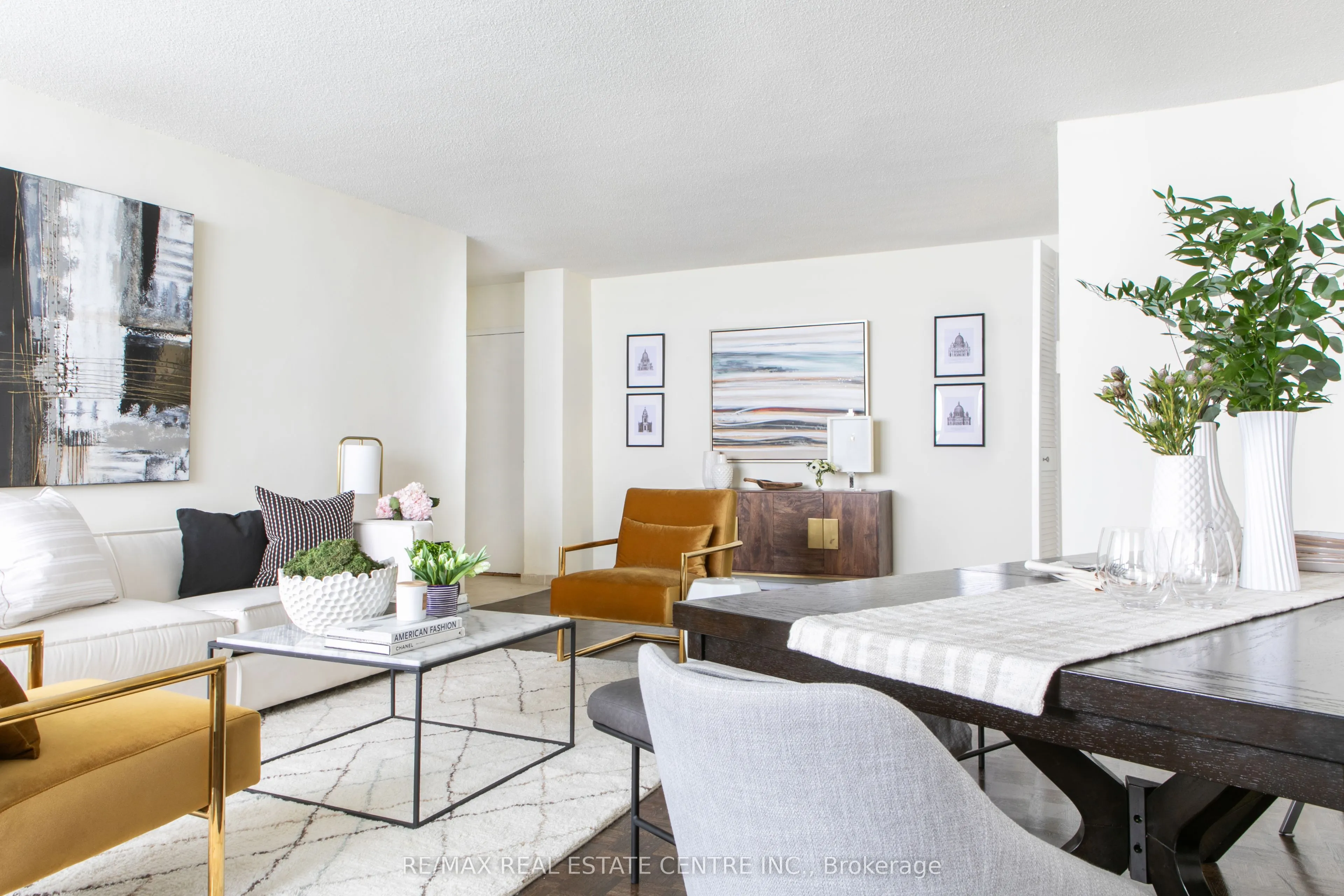 150 Graydon Hall Drive, #209