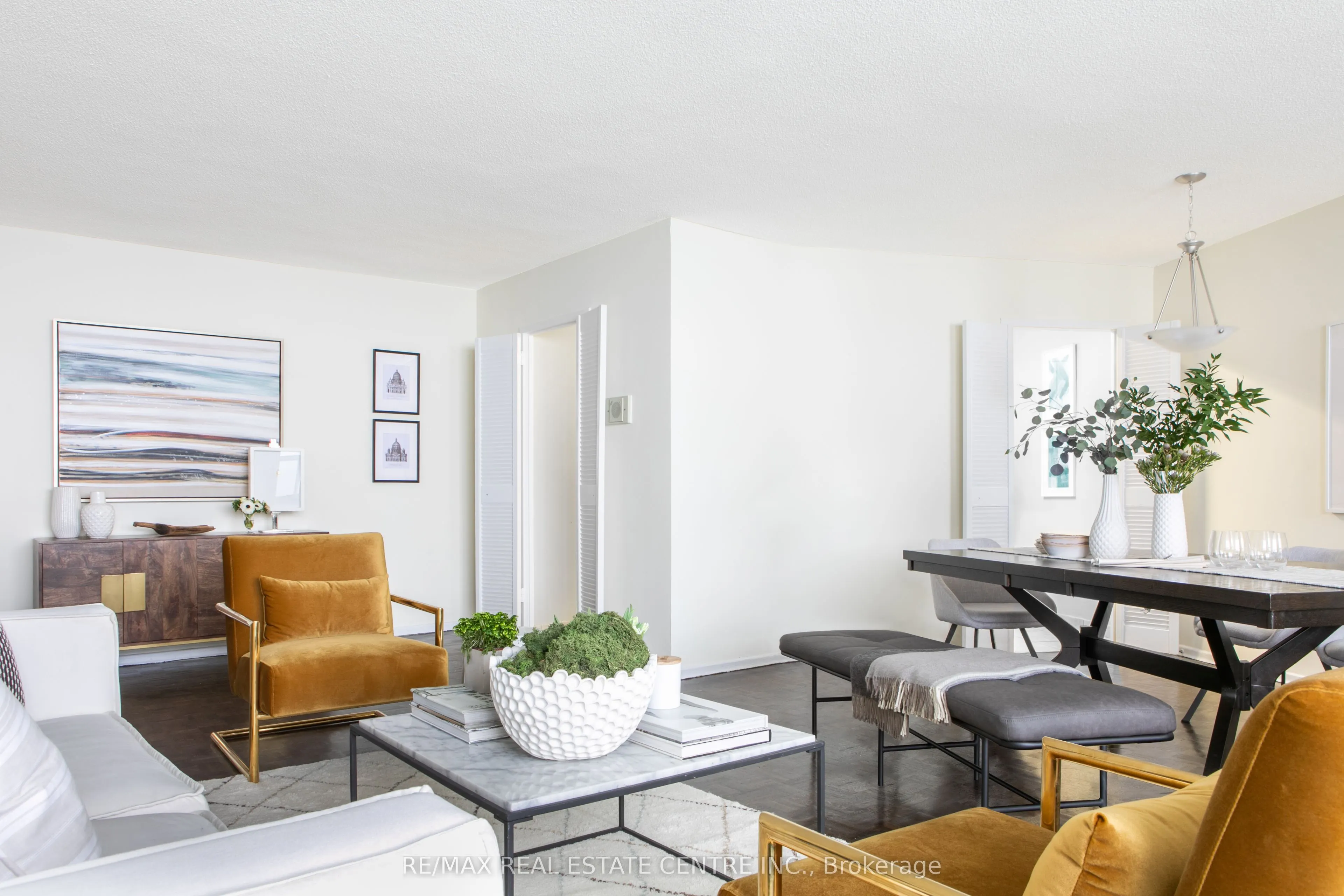 150 Graydon Hall Drive, #209