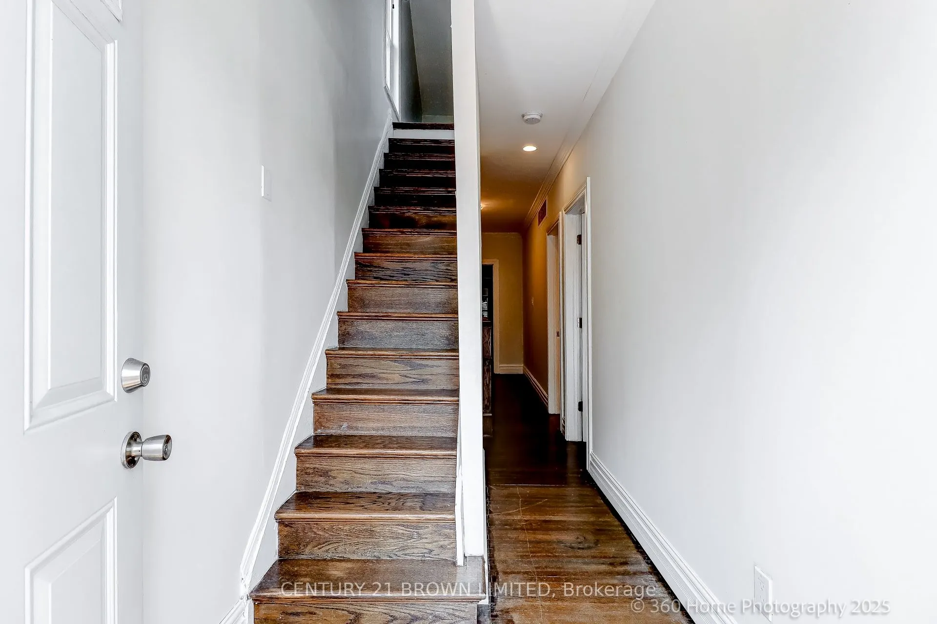 112 Lindsey Avenue