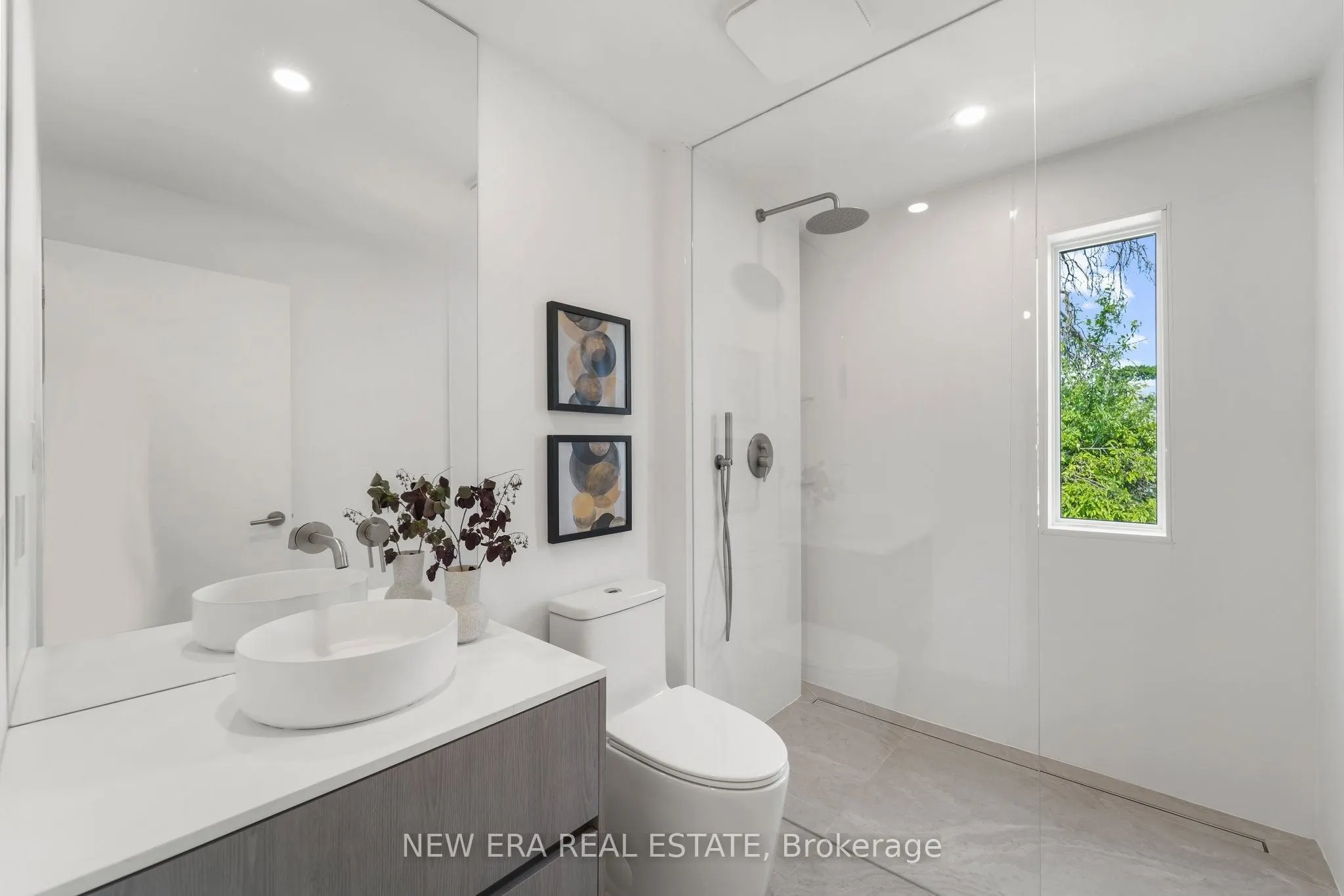 113 Bellwoods Avenue