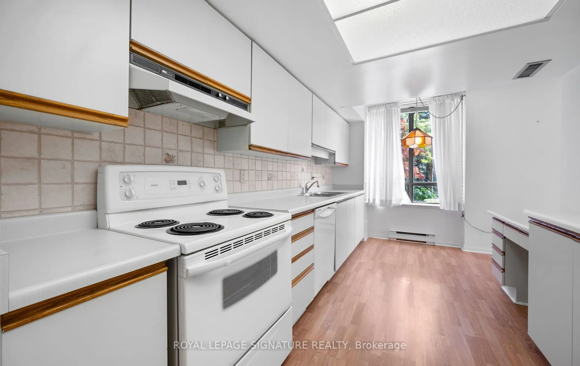 255 The Donway W, #115