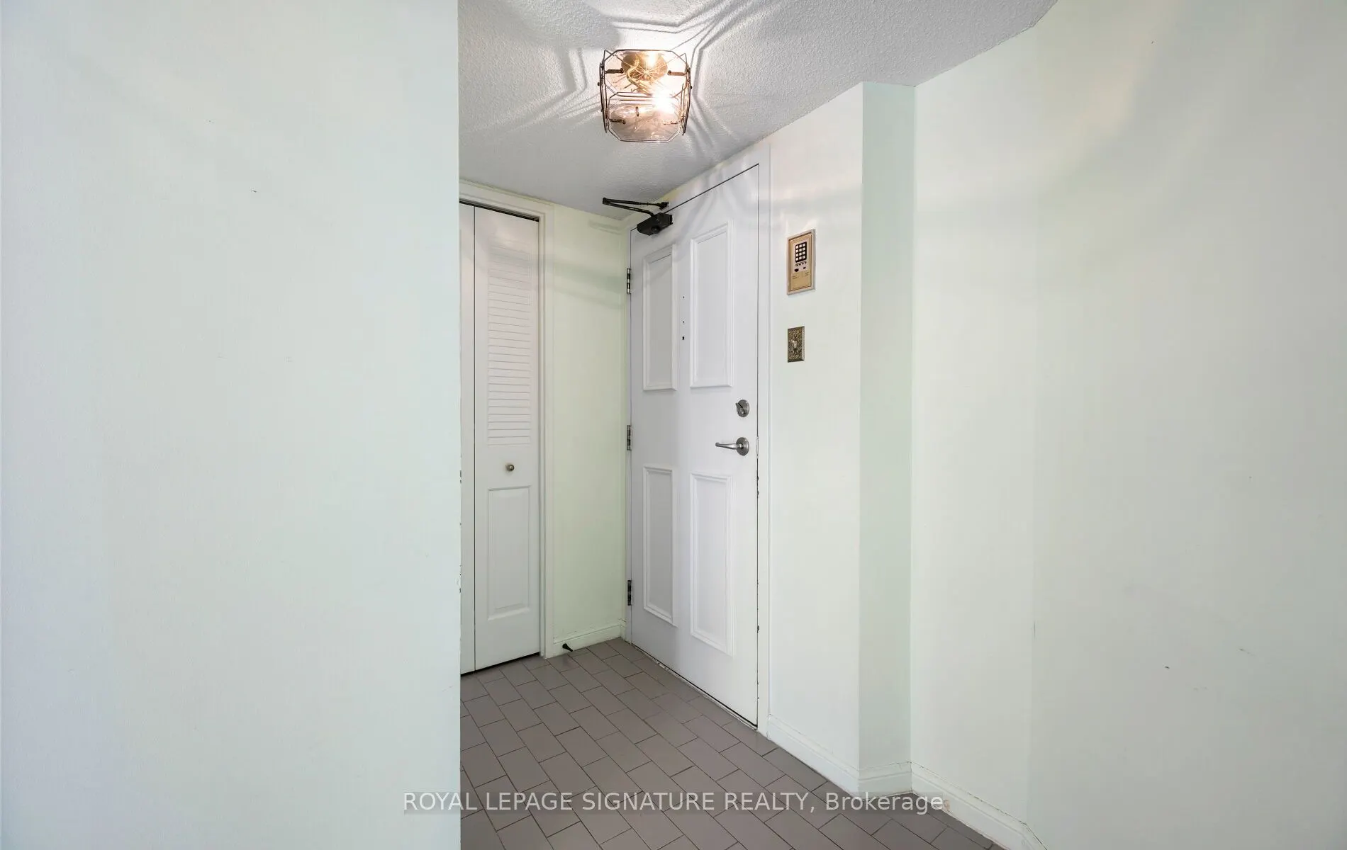 255 The Donway W, #115