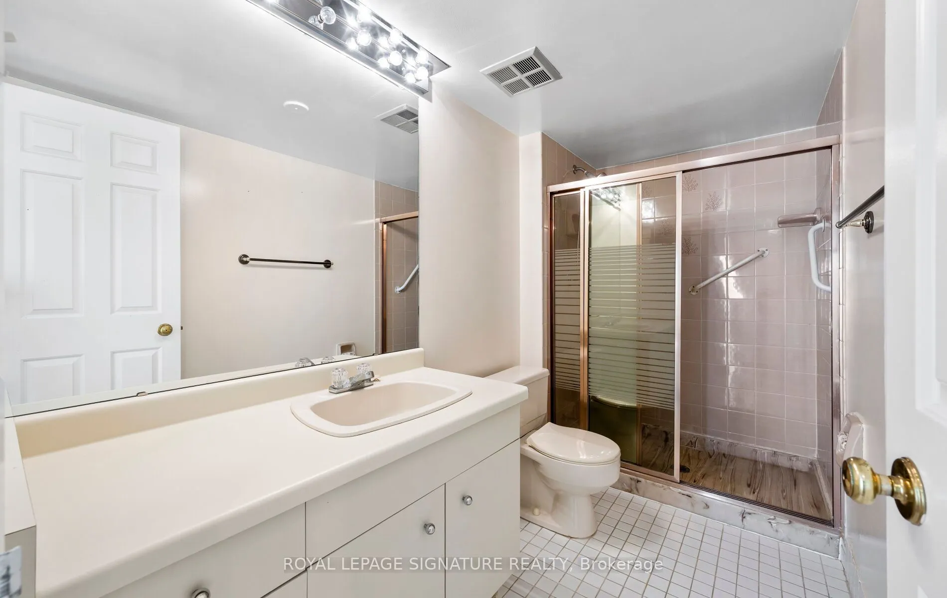 255 The Donway W, #115