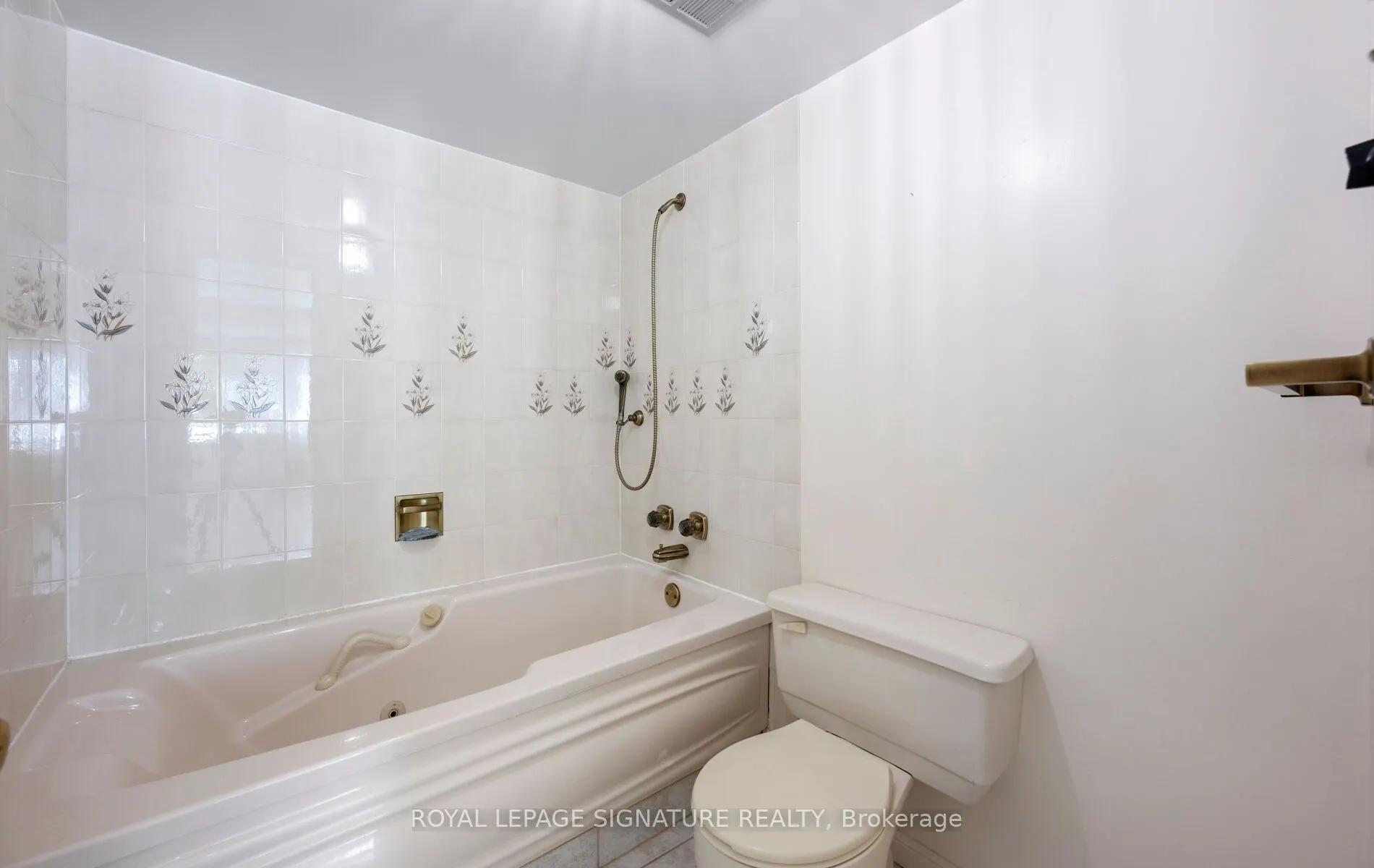 255 The Donway W, #115