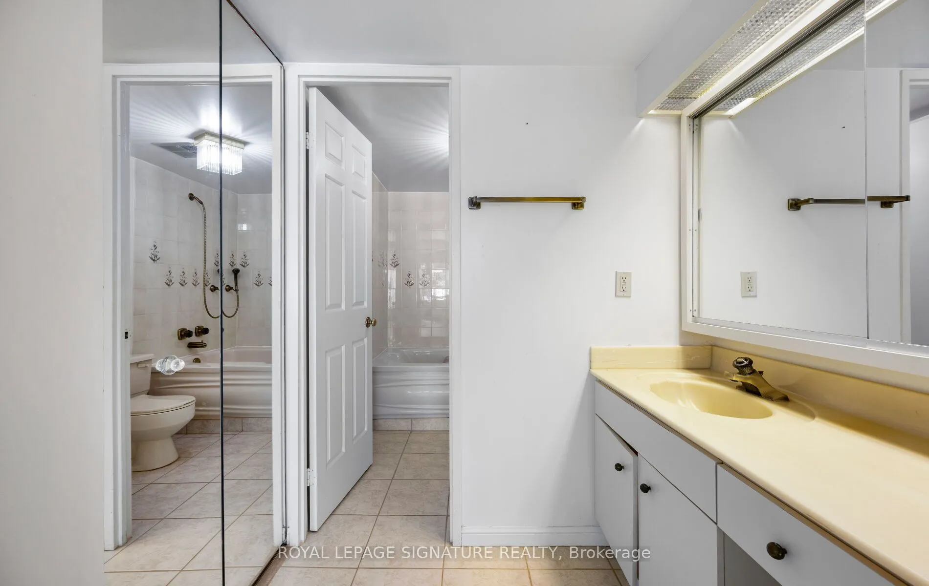 255 The Donway W, #115