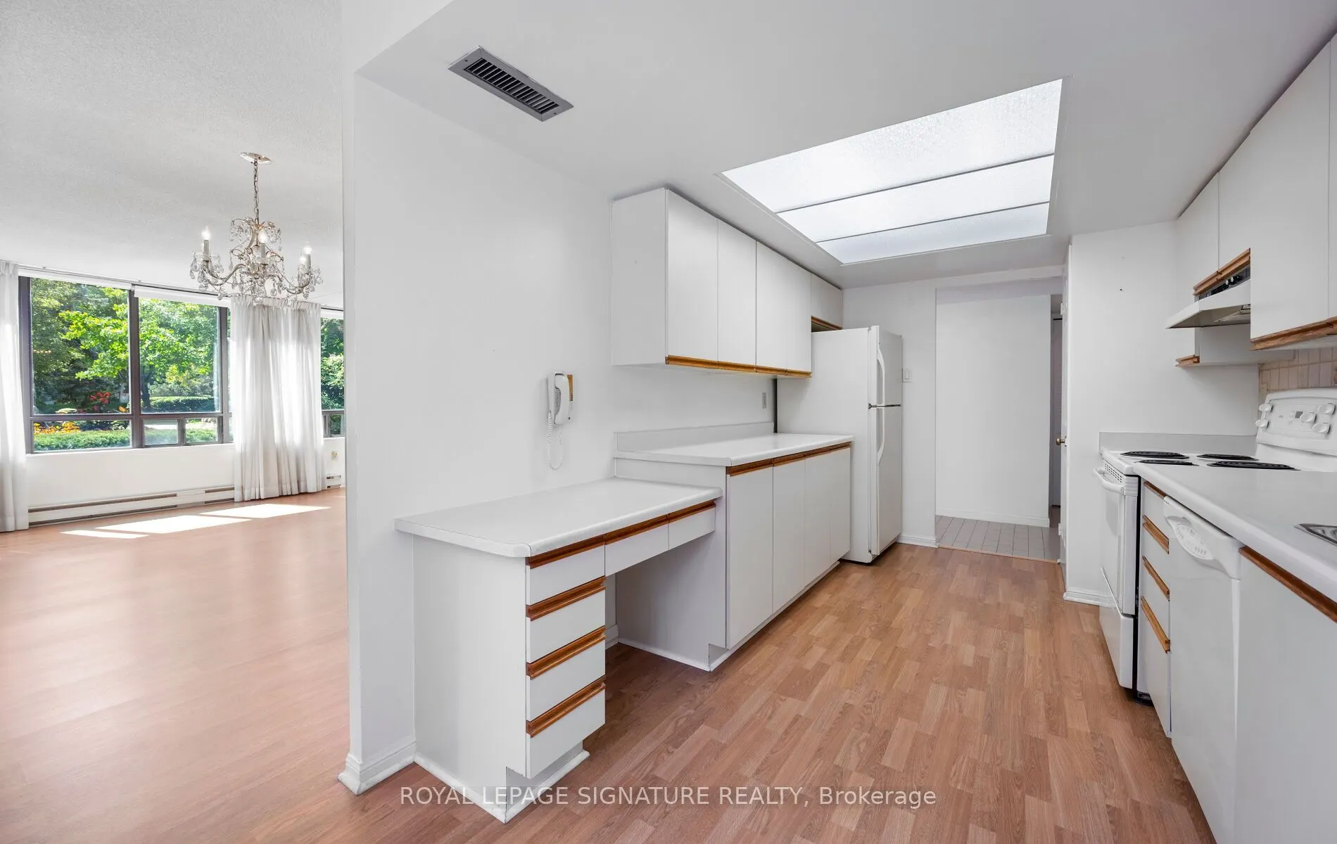 255 The Donway W, #115