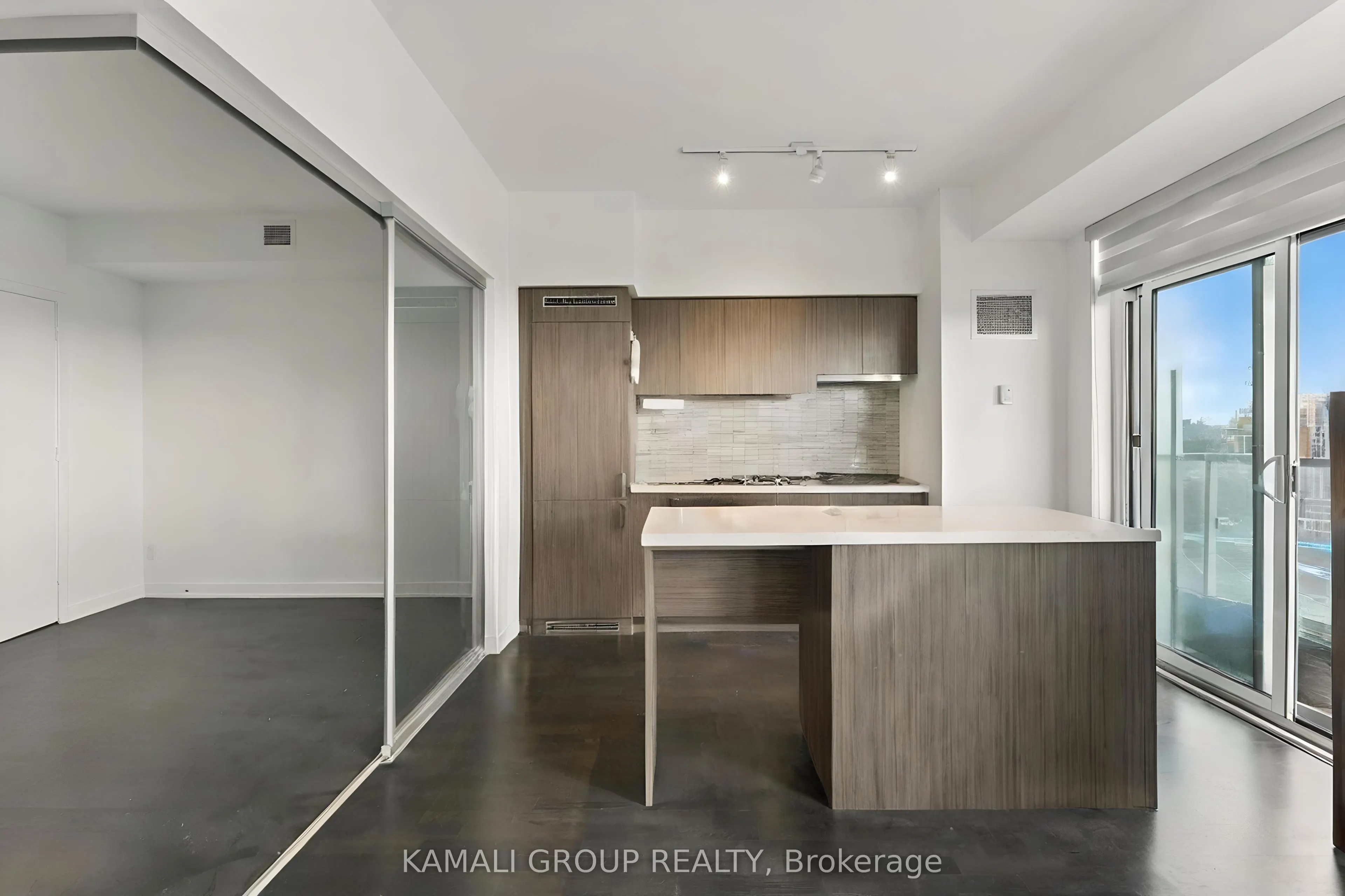 501 St. Clair Avenue W, #1303