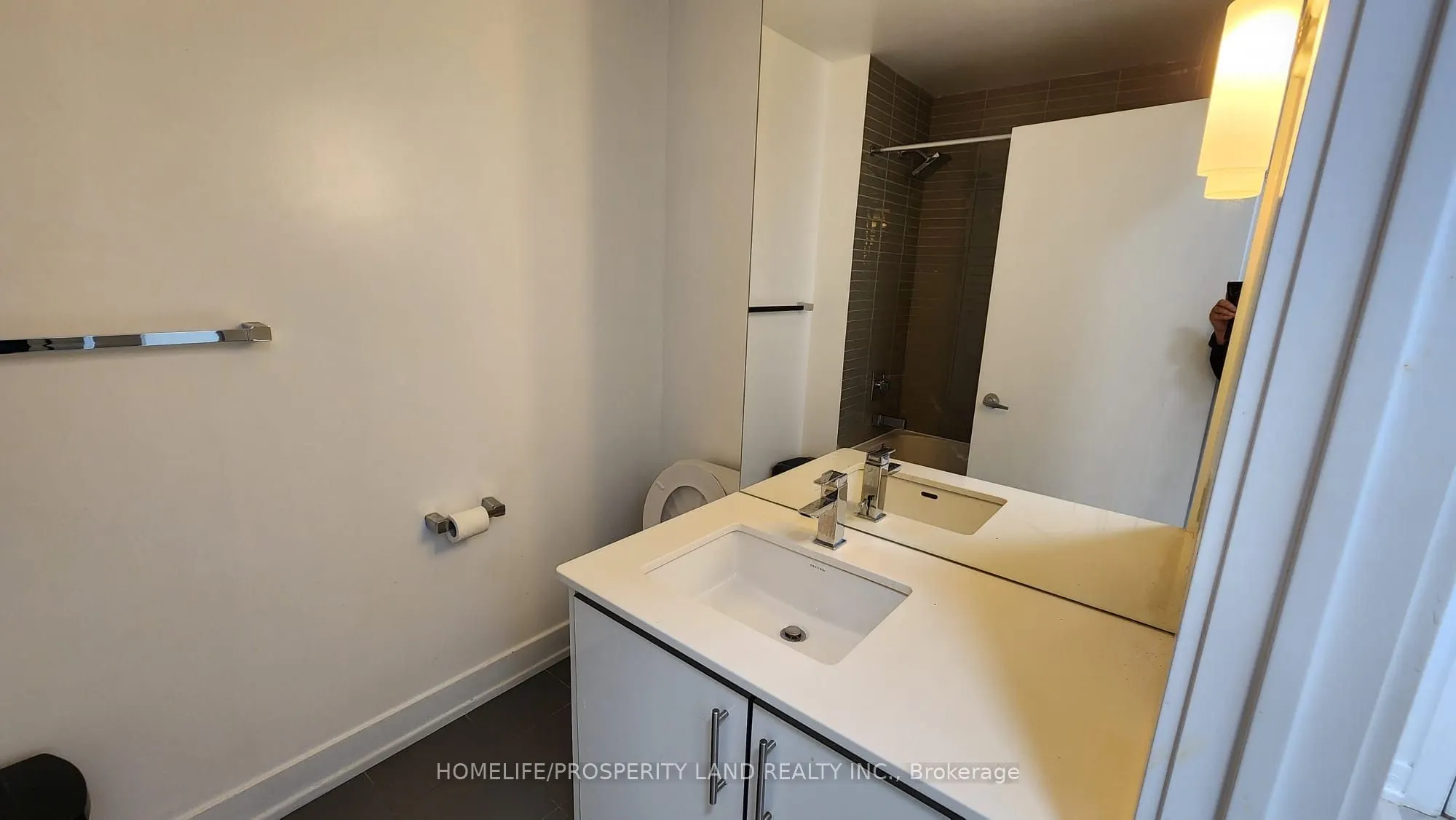 75 The Donway West, #404