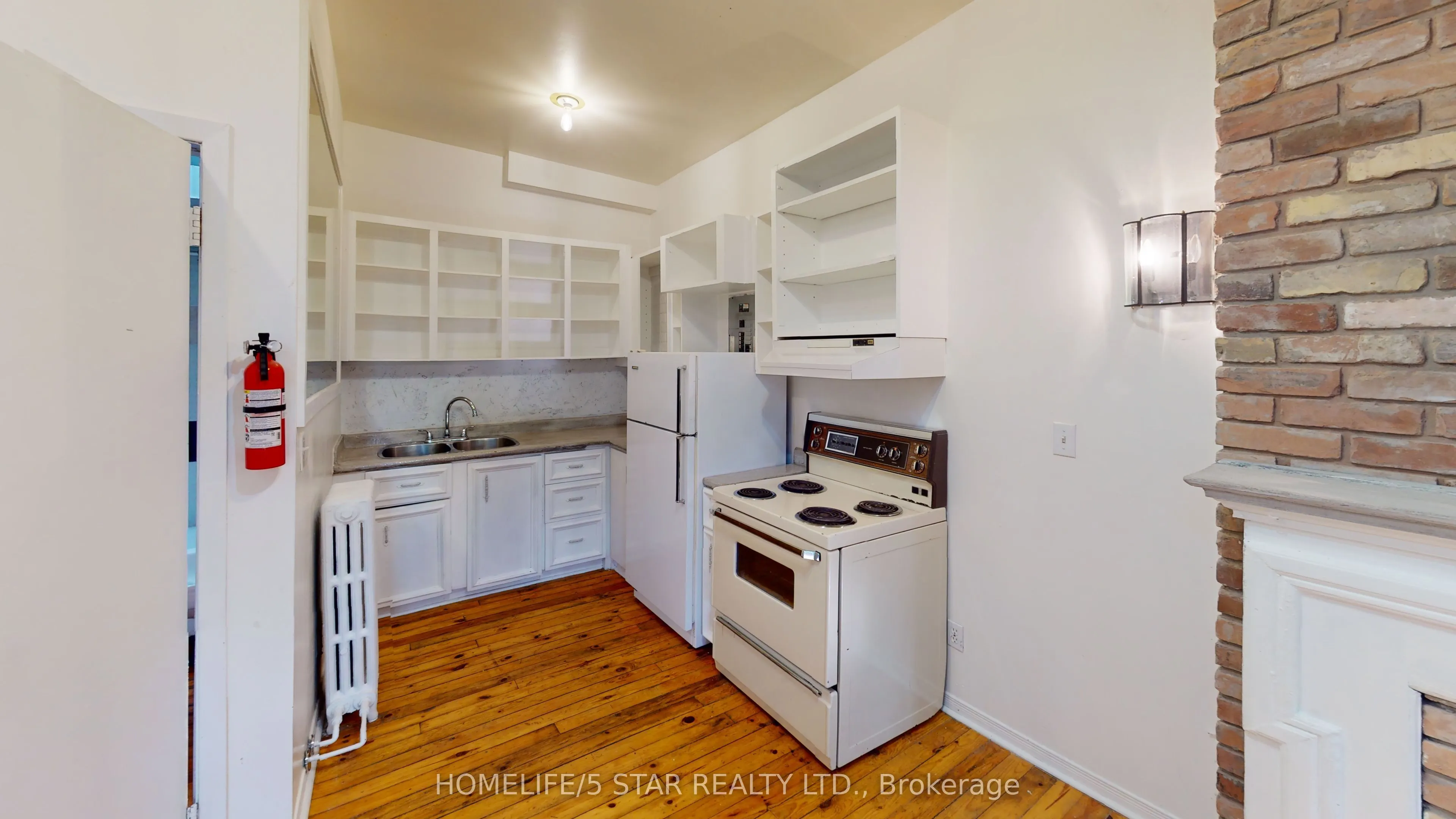 634 Dovercourt Road, #Apt 4